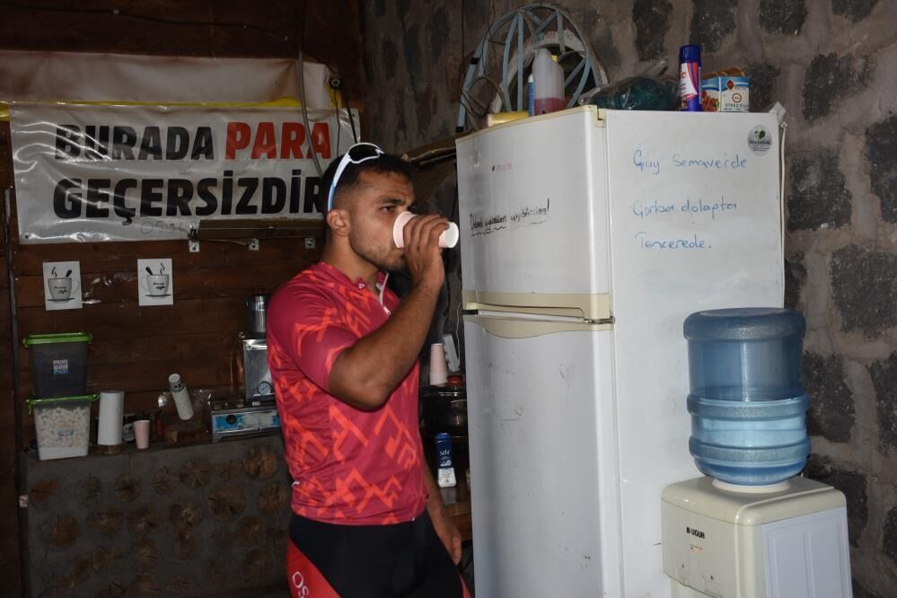 Bu tesiste yiyip içmek bedava! Vatandaşlardan beş kuruş para alınmıyor