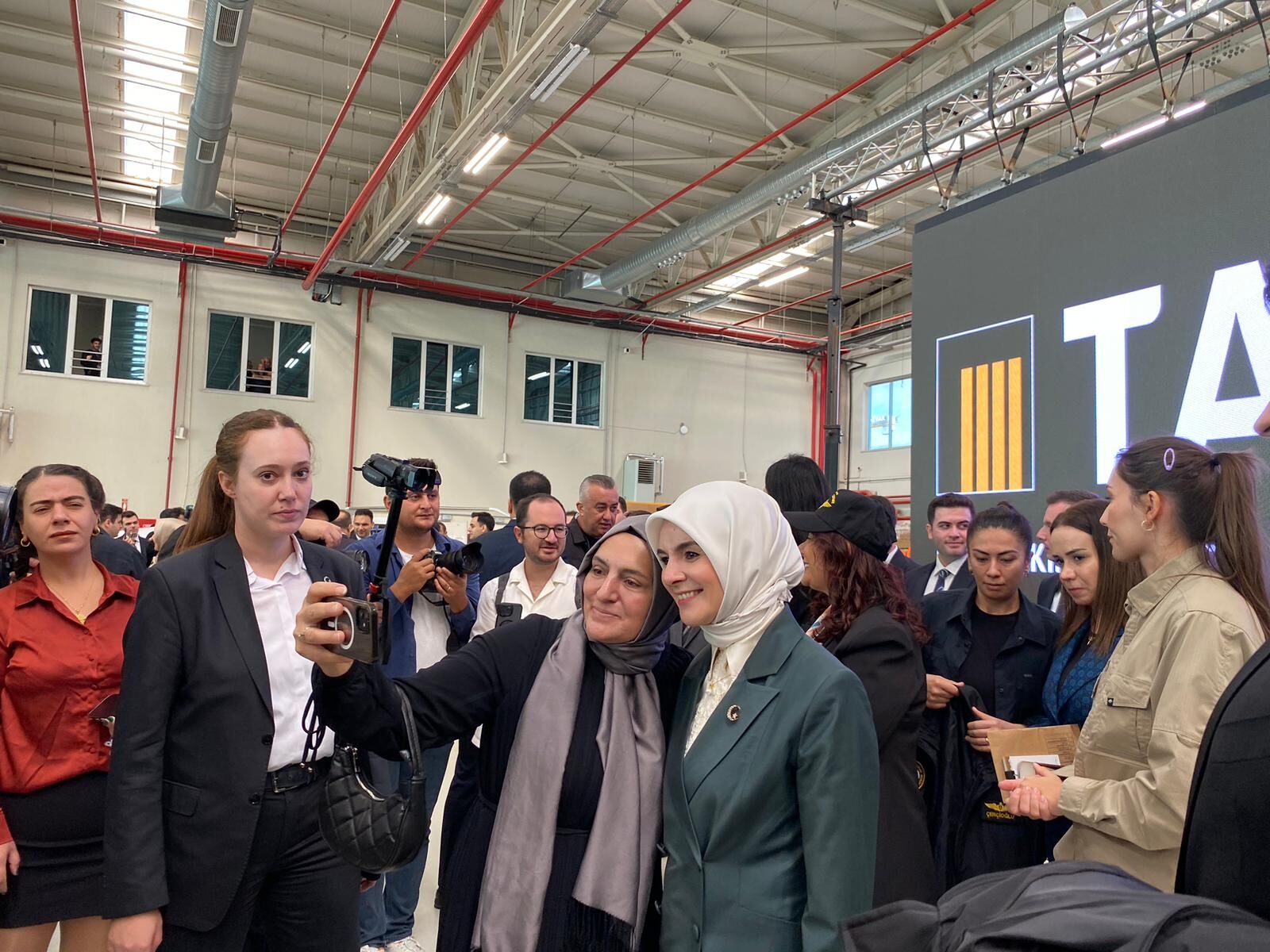 Bakan Mahinur Özdemir Göktaş açıkladı! “Kadın pilot sayısı 50 kat arttı”