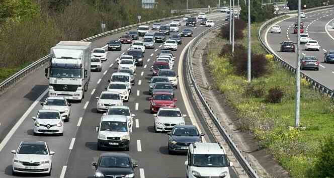 Aydın trafiği kalabalıklaşmaya devam ediyor