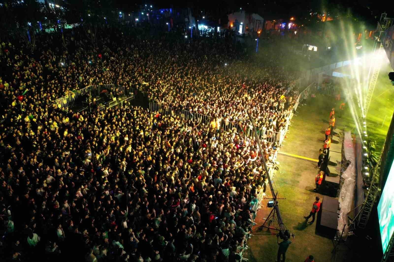 Aydın’da ünlü isimler peş peşe sahne alacak: İşte Aydınfest konser takvimi