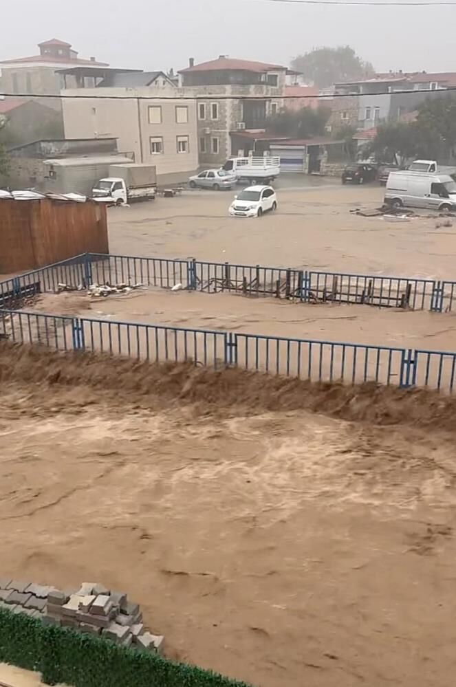 İlçede olağanüstü durum! Belediye başkanı yardım çağrısı yaptı