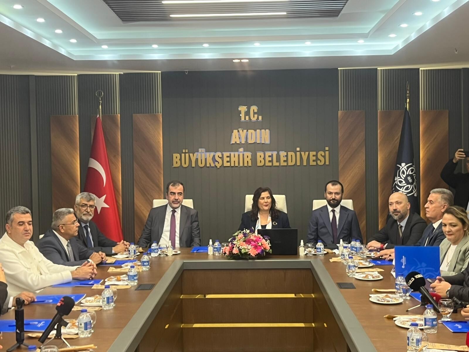 Çerçioğlu’ndan Aydın’a müjde! Vatandaşlar Aydın Şehir Hastanesi’ne ücretsiz ulaşacak