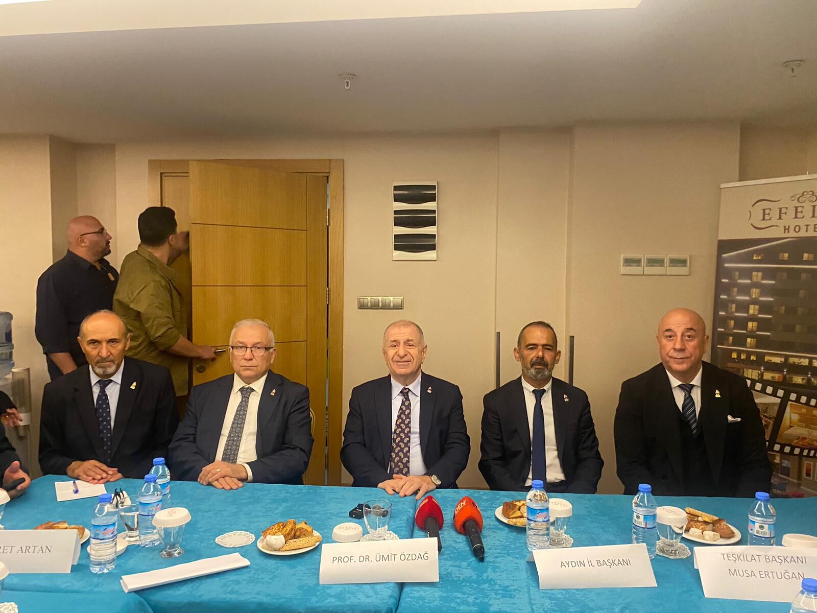 Ümit Özdağ Aydın’da Çerçioğlunu eleştirdi!