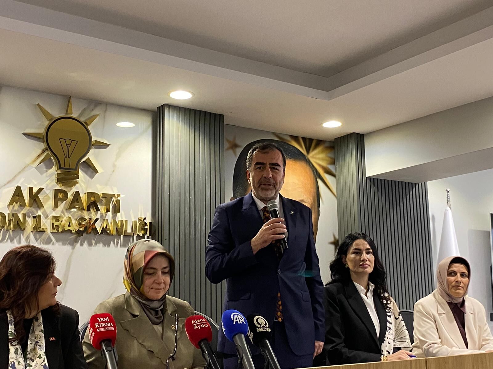 Başkan Ercan Aydın’dan seslendi! “Girilmedik ev, girilmedik gönül bırakmayacağız”