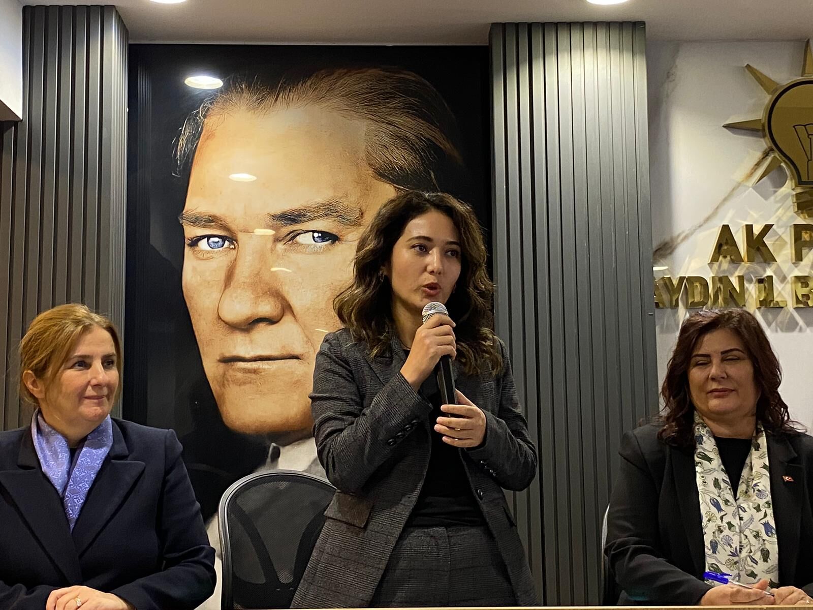 Başkan Ercan Aydın’dan seslendi! “Girilmedik ev, girilmedik gönül bırakmayacağız”