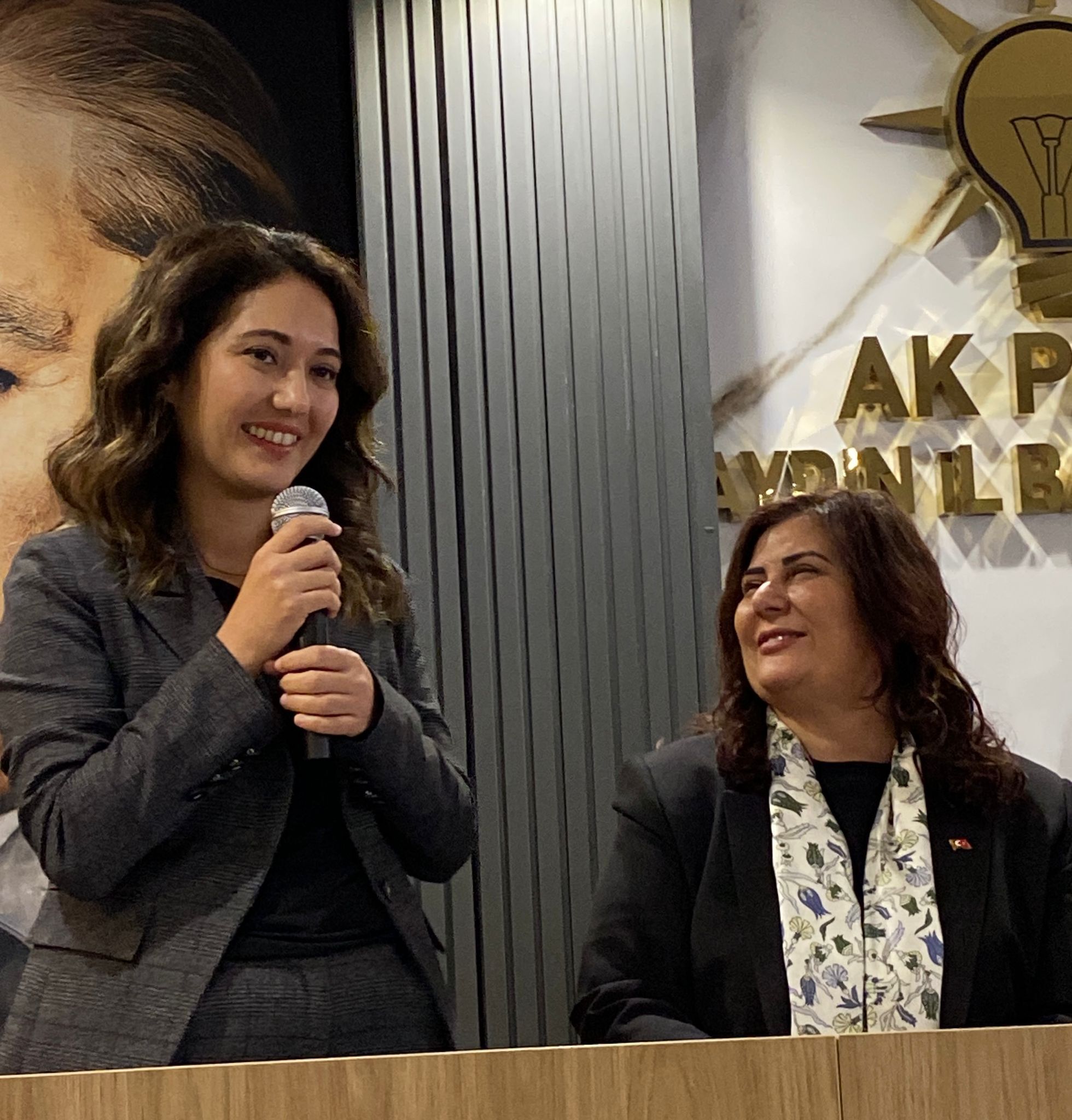 Çerçioğlu, AK Partili Edremit’e teşekkür etti! “Beni hiç yalnız bırakmadı”