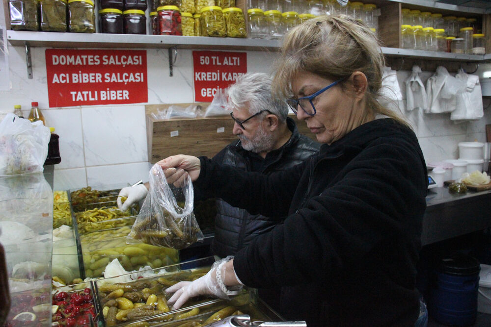 Aydın’da yarım asırlık turşucudan özel tarif