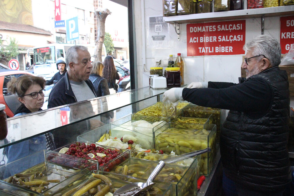 Aydın’da yarım asırlık turşucudan özel tarif