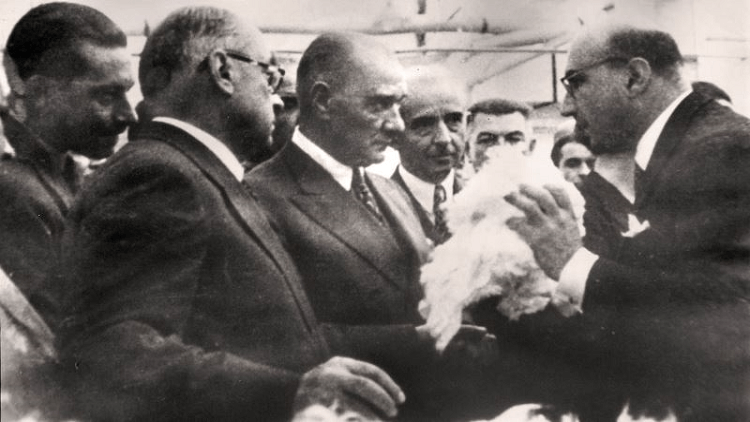 Ataturkten Aydina 96 Yillik Muhur Hedef Tarihi Belgeye Ulasti Ataturkun Aydin Ile Ilgili Tarihi Imzasi Ortaya Cikti 615622 A17B45366792Db877Aba5750224Bc759