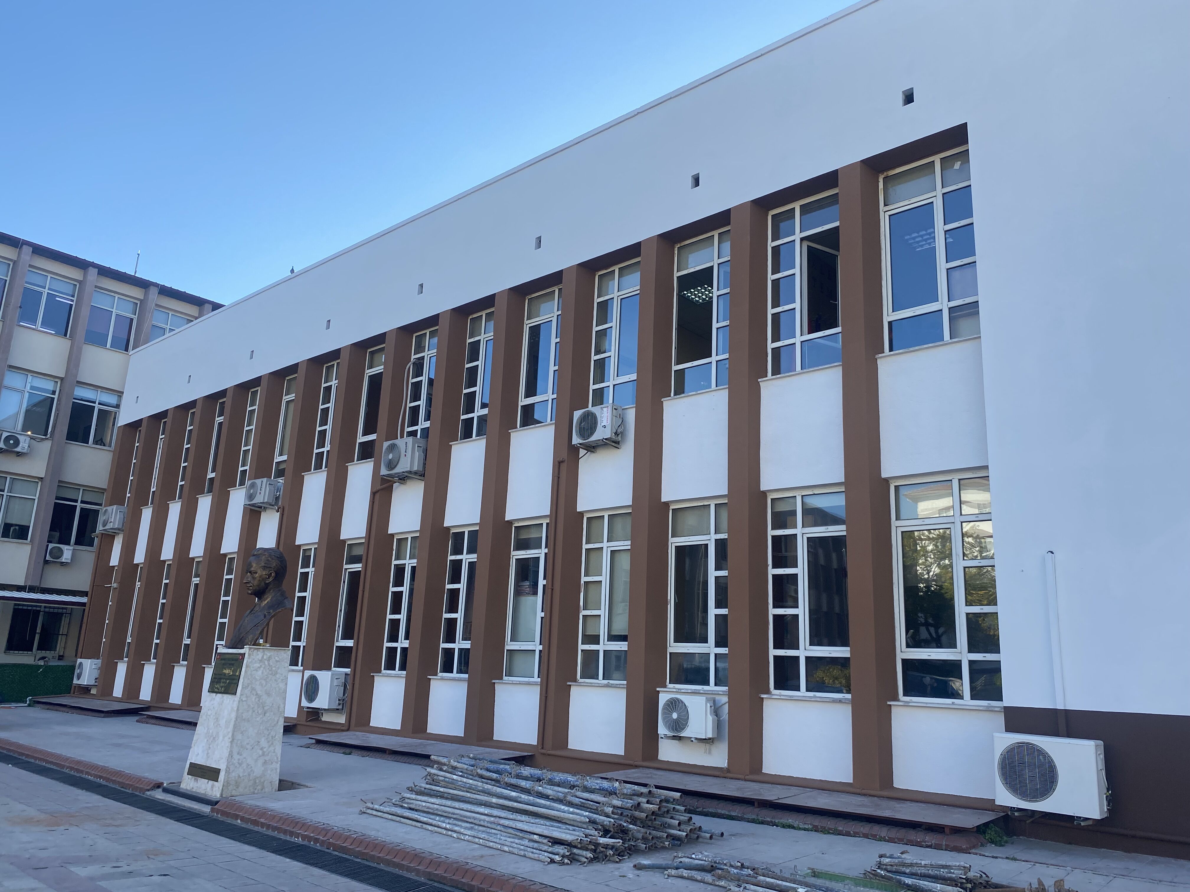 Aydın Adliyesi’nde yenilenme sürüyor