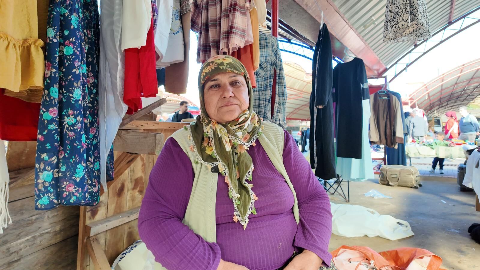 Aydin Efekent Bit Pazarinda Hayat Mucadelesi 61 Yasindaki Nuray Gunesin Gecim Savasi Betul 612655 7D3B6Db0B0F2F69Aeab333Bc43932846