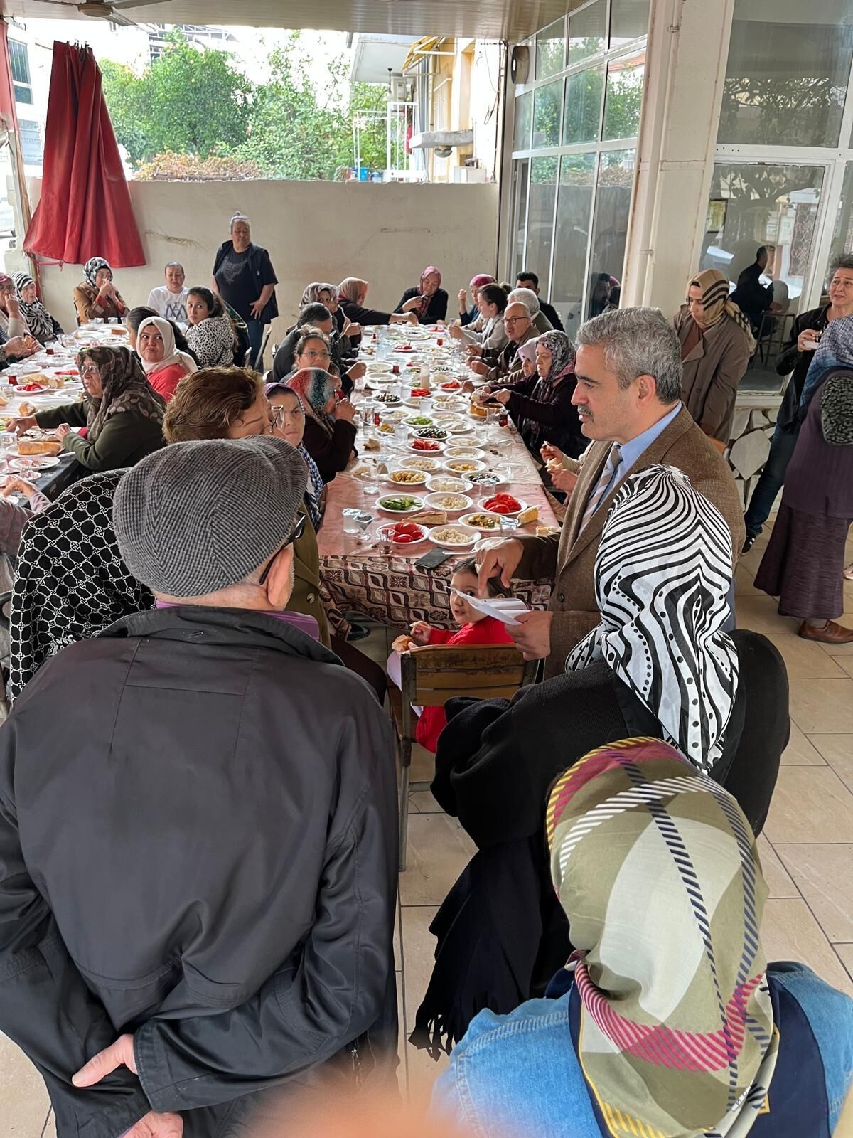 Aydinda Hayirli Gunler Komsum Ziyaretleri Devam Ediyor Baskan Alicik Turan Mahallesi Sakinleriyle Bulustu 612680 1879A63Ace4C5C82Ecd13Ad2B1774213