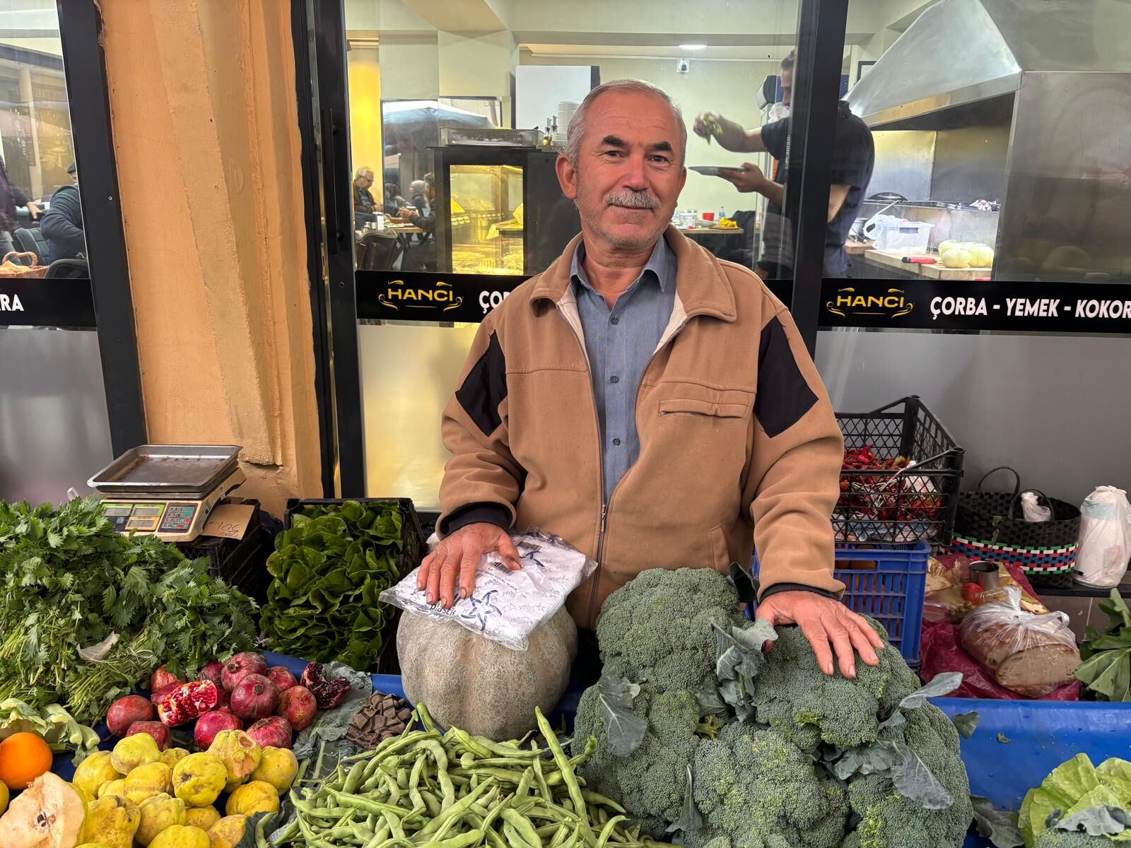 Aydın’da pazar esnafı dertli