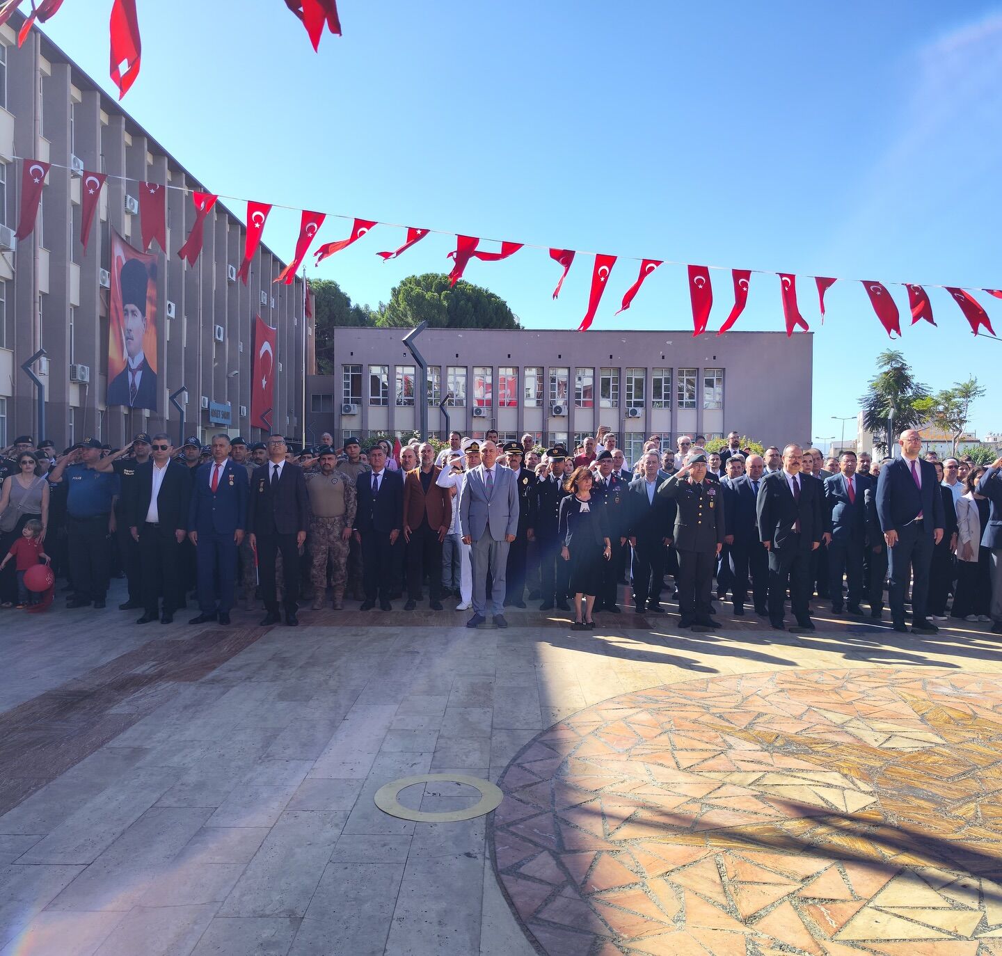 Aydın’daki resmi törenler eleştiri konusu oldu