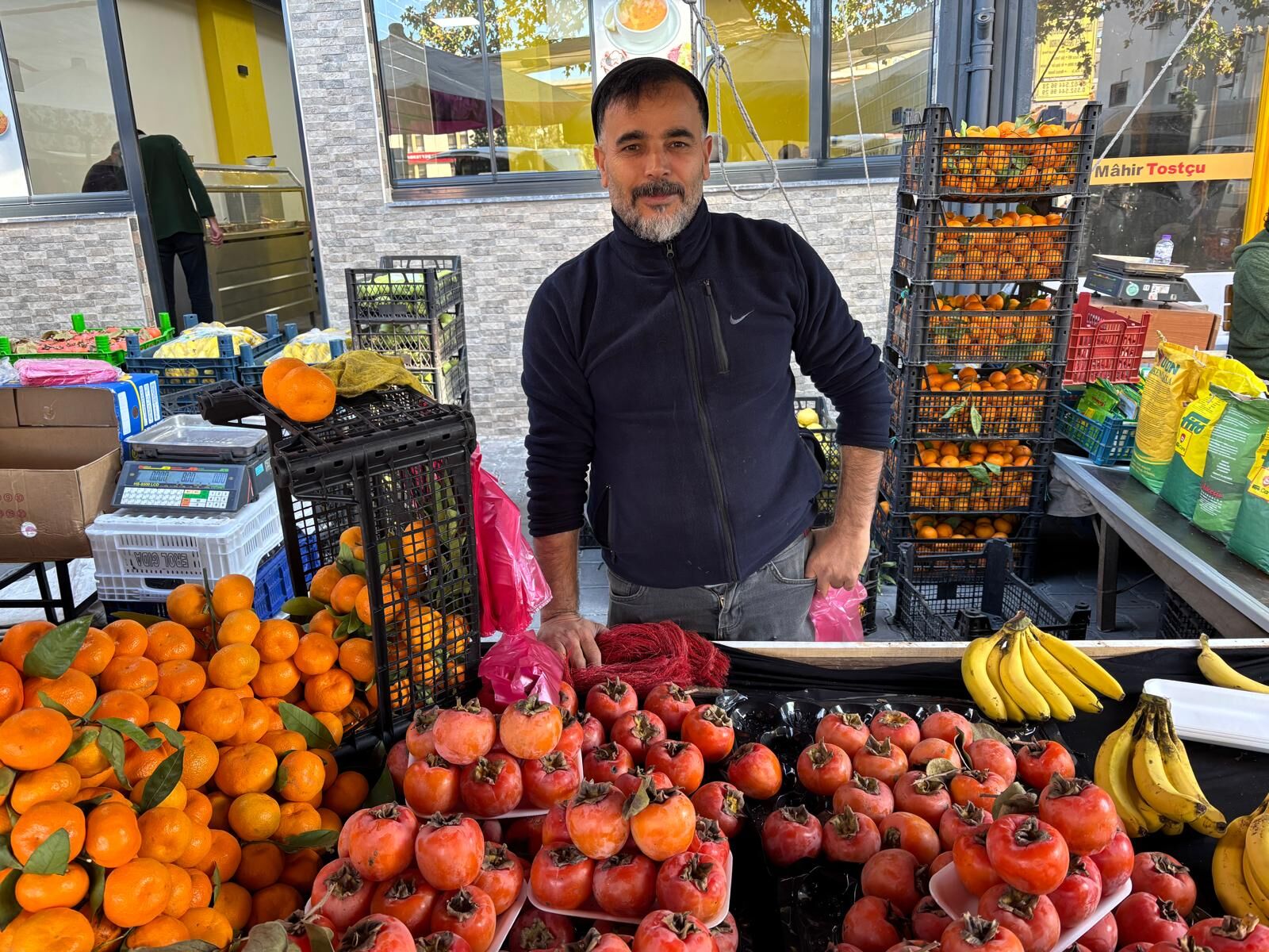 Aydinin Semt Pazarinda Cennet Hurma Krizi Zirai Don Felaketi Hurmayi Bitirdi 616673 F29556181F4B59910C4581404F6B5C26