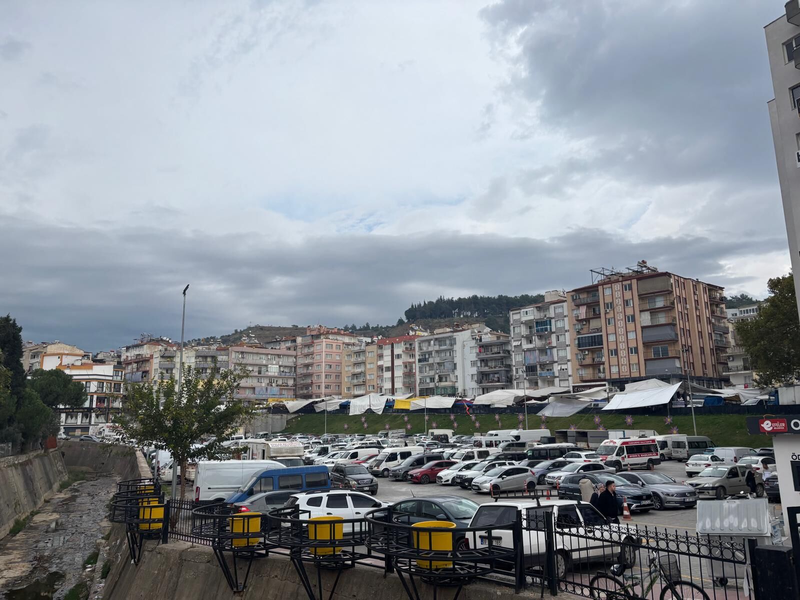 Aydın’ın tarihi pazarı krizle karşı karşıya