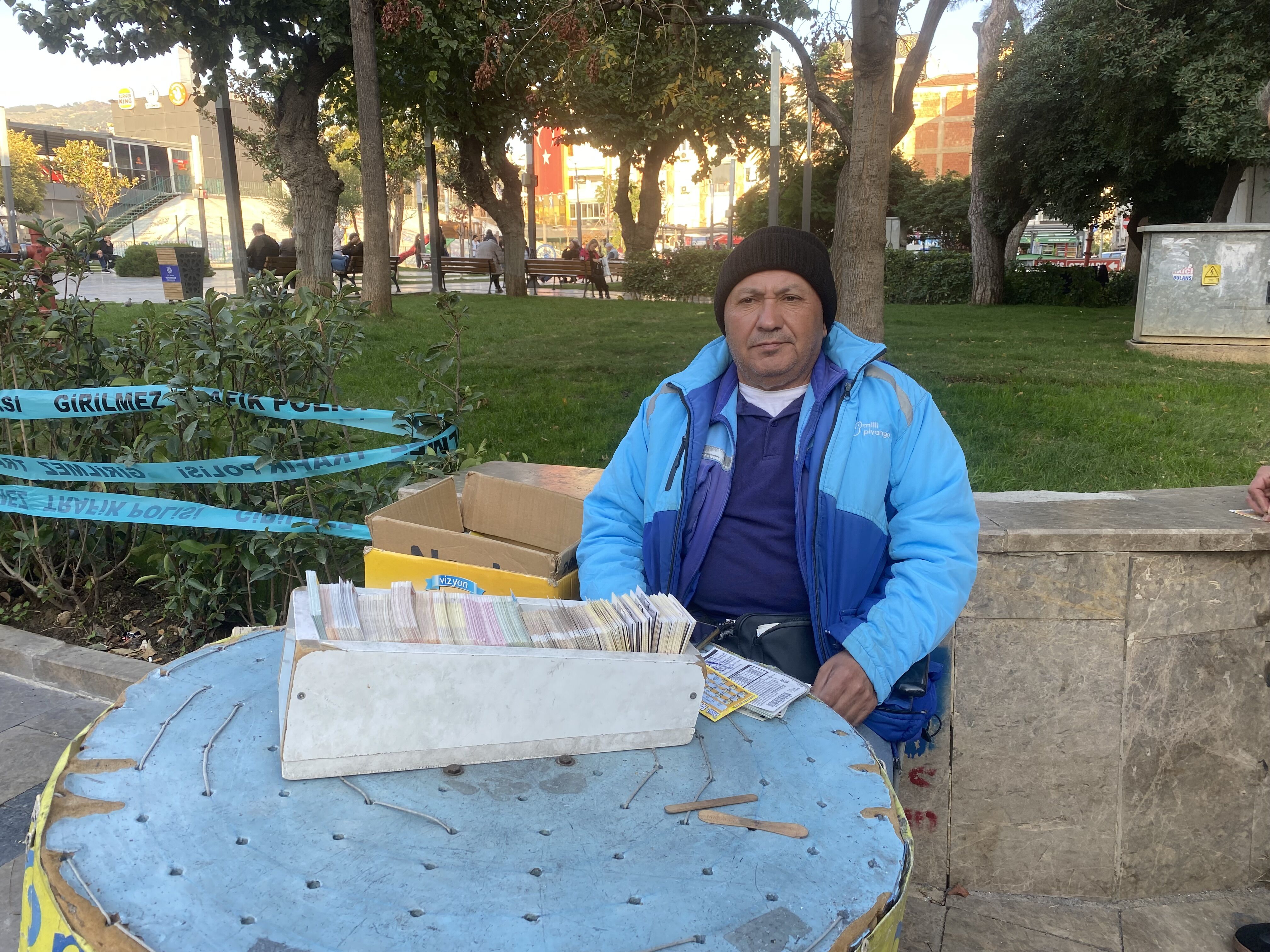 Aydinin Ugurlu Milli Piyango Tezgahi Aydindaki En Buyuk Ikramiye En Son Onun Tezgahinda Cikti Betul 614661 E1Da292Cdc8E503330013B36D0Ccb079