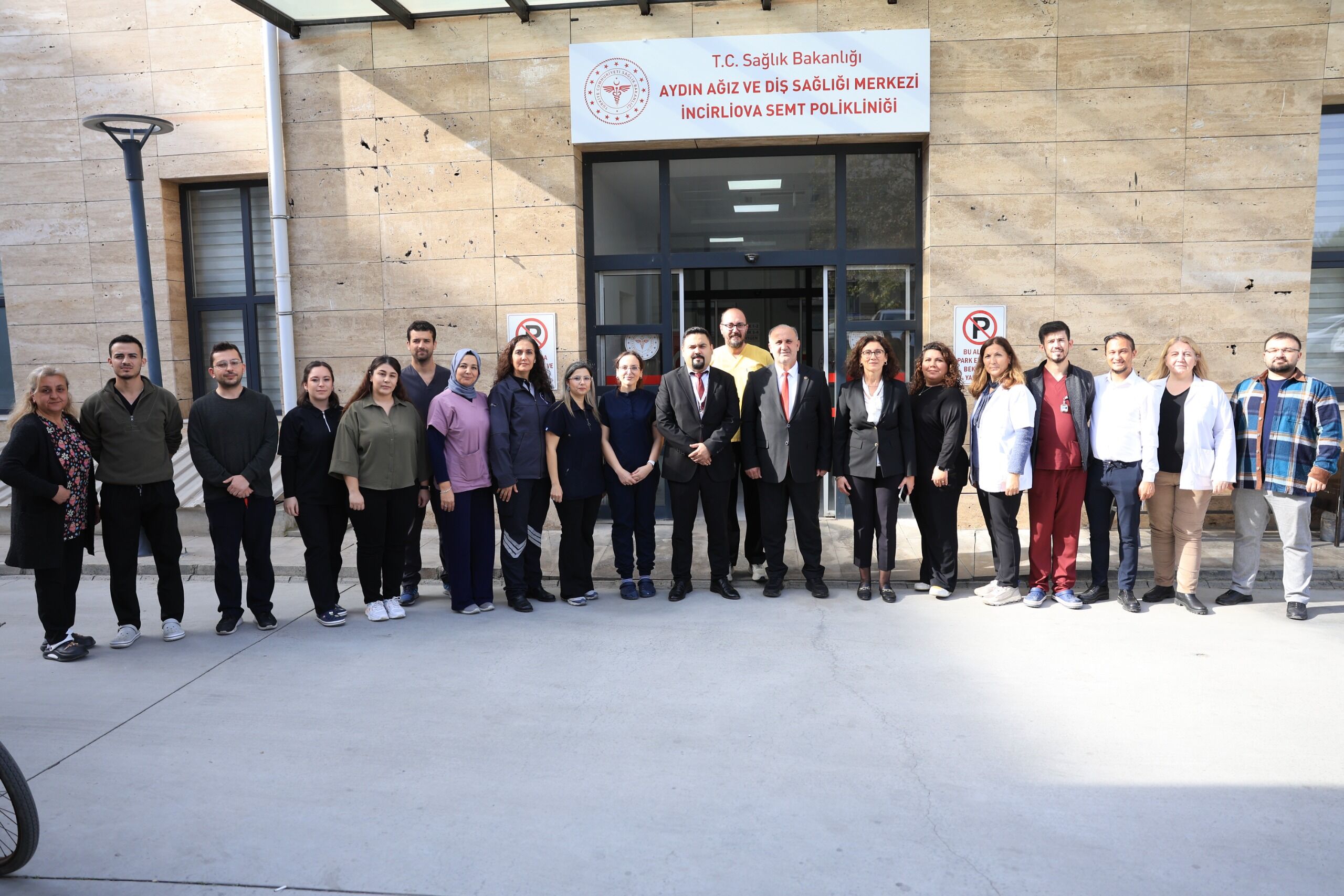 Baskan Kayadan Dis Hekimlerine Anlamli Ziyaret Incirliovada Dis Hekimleri Unutulmadi 615800 1B48D1Fca9Ef93135A0D98B9788C7954