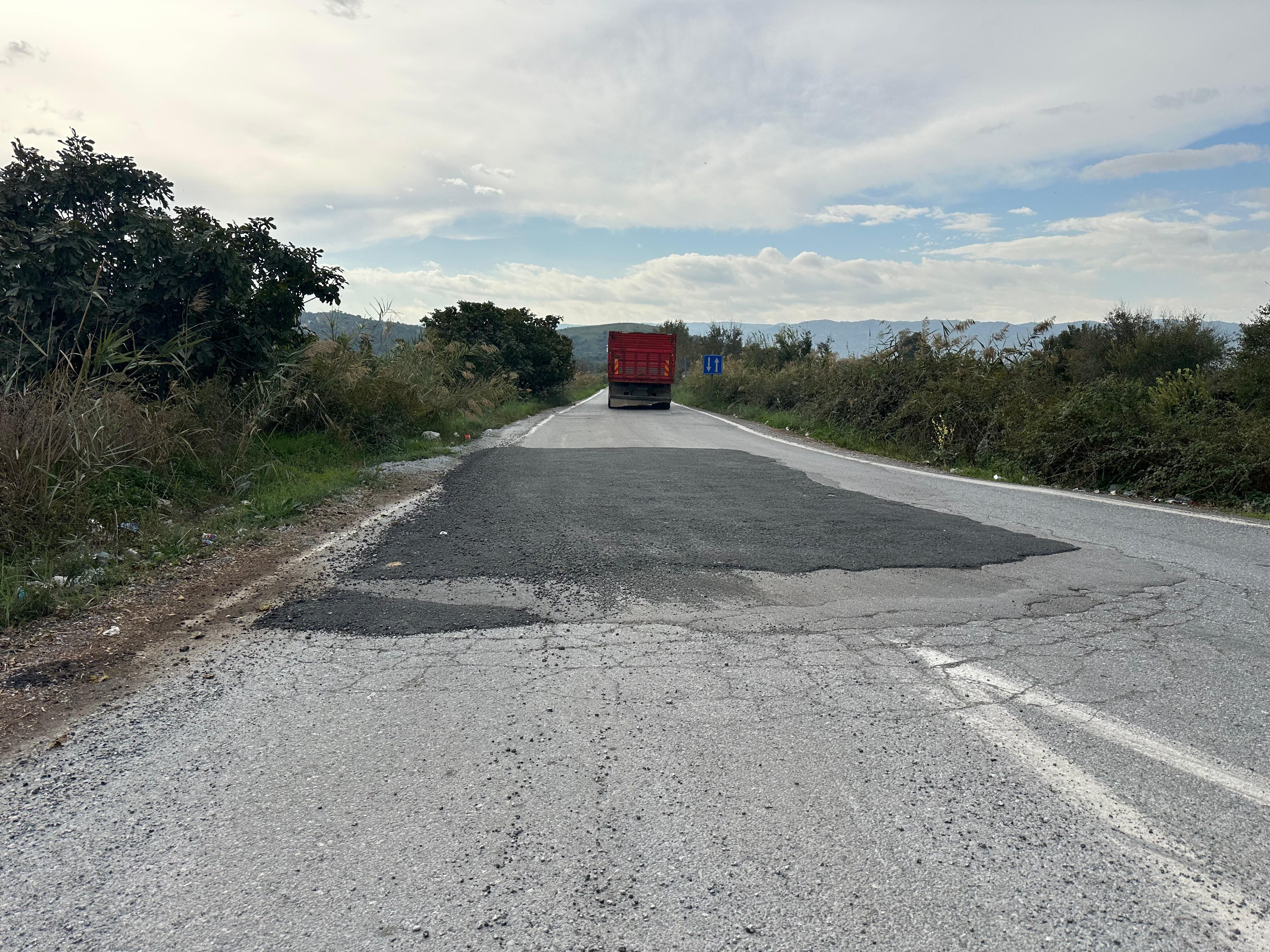 Aydın’daki ‘Sahipsiz Yol’ vatandaşı isyan ettirdi 