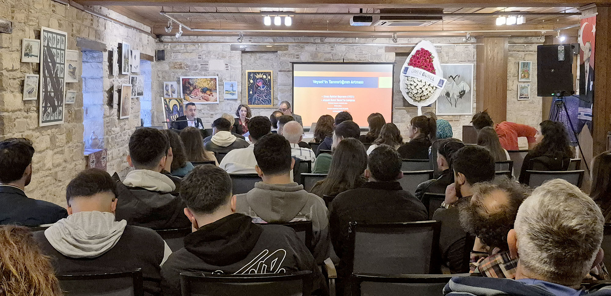 Karanlik Dunyasindan Gunumuze Isik Tutuyordu Cile Dolu Yasamina Sazi Ve Sozuyle Renk Katan Asik Veysel Kusadasinda Anildi 617053 7287A4Eac71B32D96E286E307A9Aac19