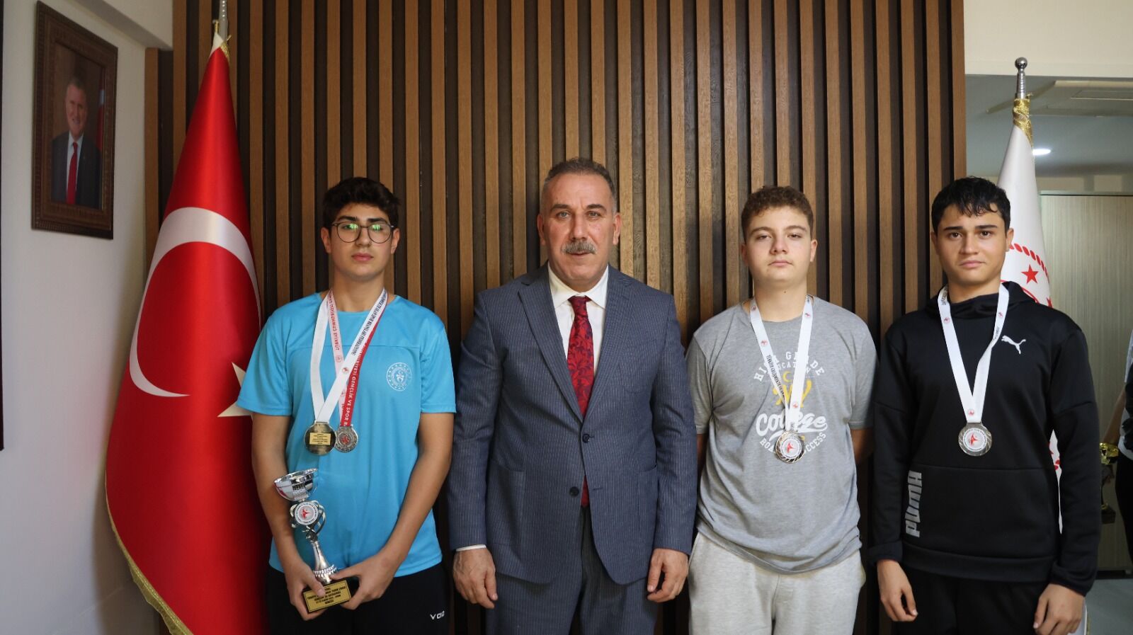 Nazillide Hemsball Turkiye Sampiyonasi Heyecani 33 Takimdan 120 Sporcu Mucadele Etti Betul 616760 4Deee2364B870Db6613E781C5E2D3397