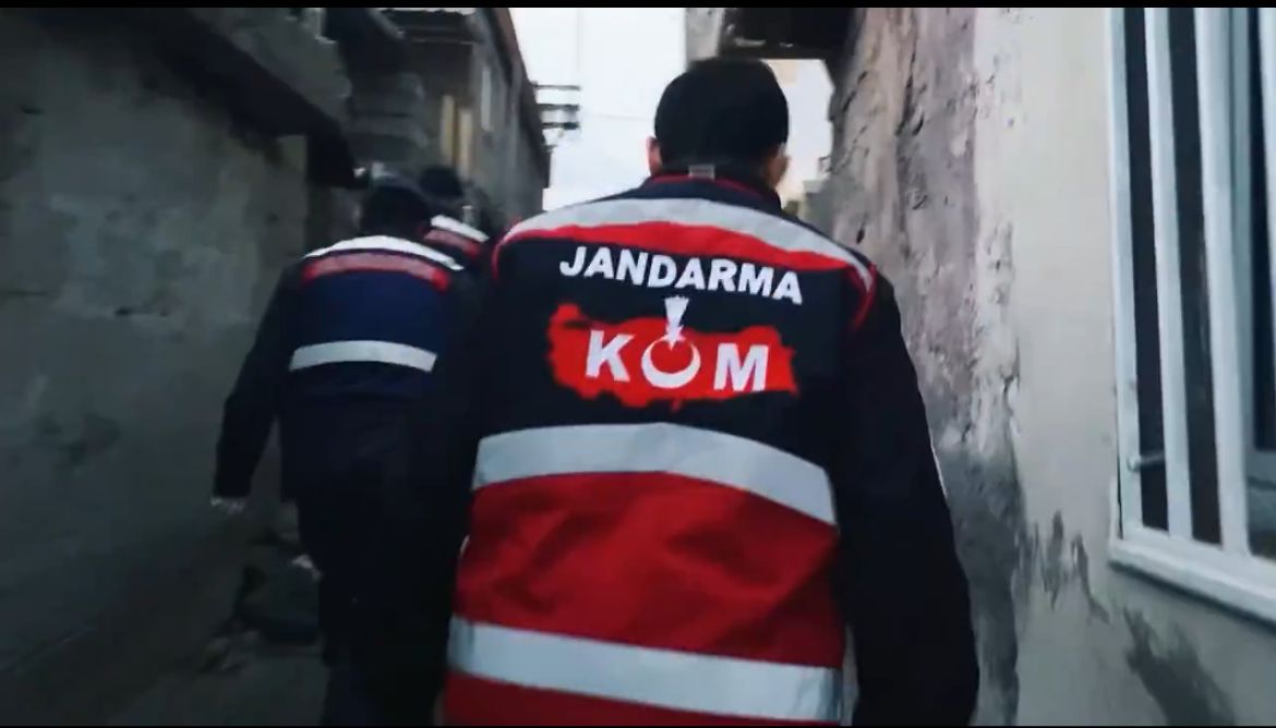 Aydın’da suç örgütlerine darbe! Çete üyeleri yakalandı