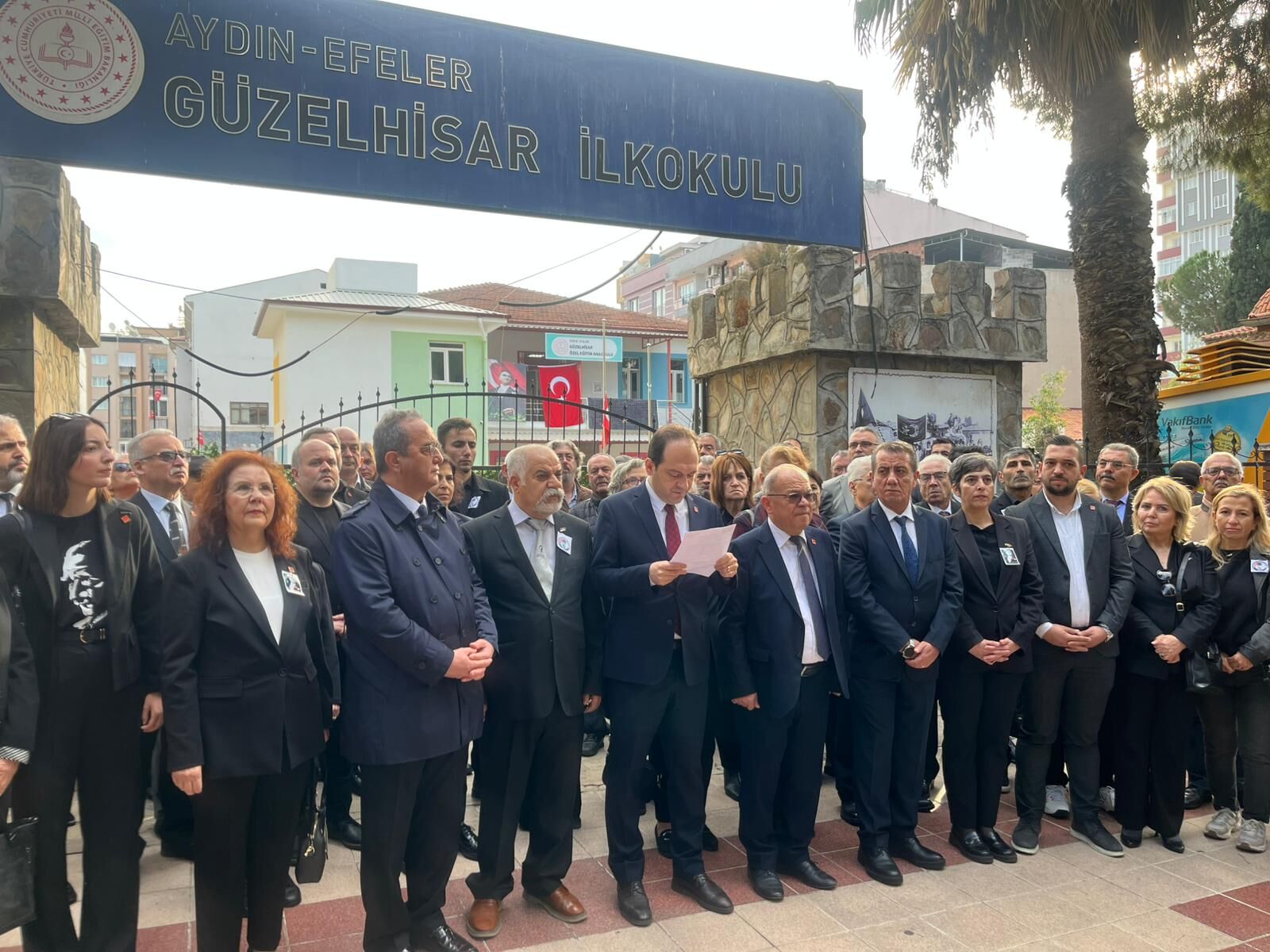 CHP Aydın’dan 10 Kasım mesajı: “Cumhuriyet değerlerini eğitimden silemezsiniz”