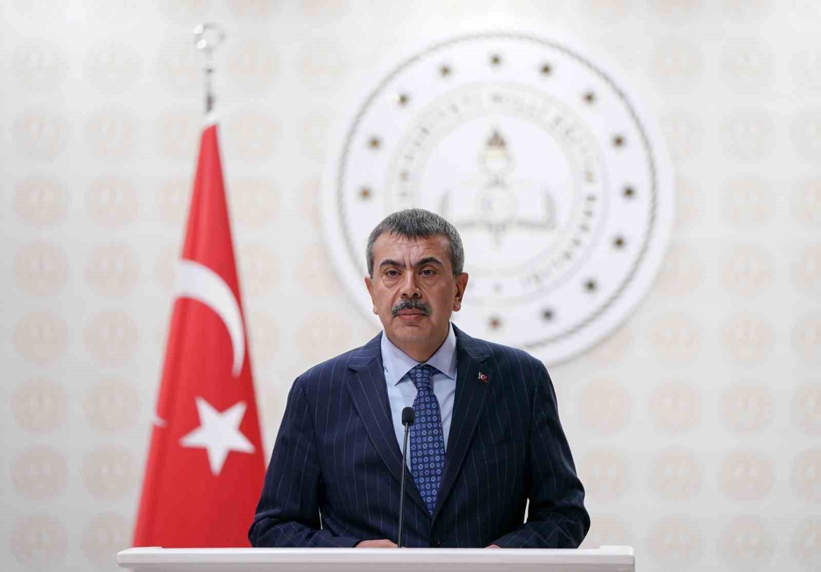 Bakan Tekin müjdeyi verdi! Tercih süreci başladı