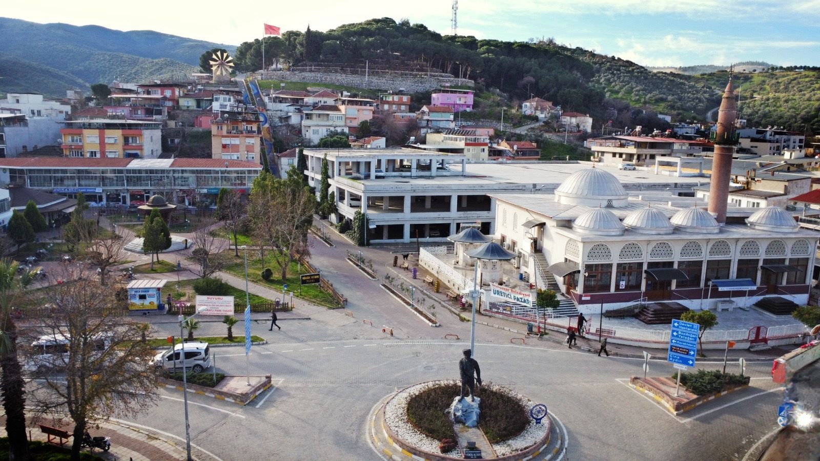 Yenipazarda Chpli Belediye Calisanlari Baski Altinda Mi Yenipazar Belediyesinde Parti Degisimi Krizi Buyuyor Yenipazarda Ak Partili Ercana Tepkiler Dinmiyor Betul 613597 7F1B4Fd3E367800C11Ac355309Af6E81