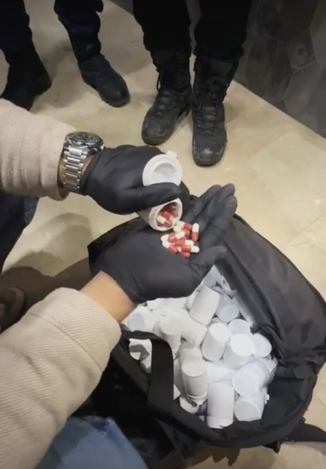 Apartman yöneticisi tutuklanarak cezaevine gönderildi! Apartmanda yaptığını duyanlar inanamadı