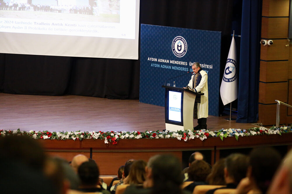 ADÜ’de Akademik Genel Kurul ve Ödül Töreni gerçekleştirildi 