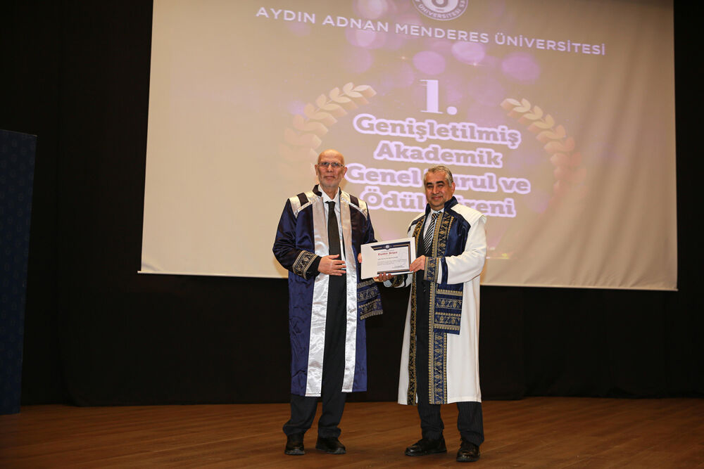 ADÜ’de Akademik Genel Kurul ve Ödül Töreni gerçekleştirildi 