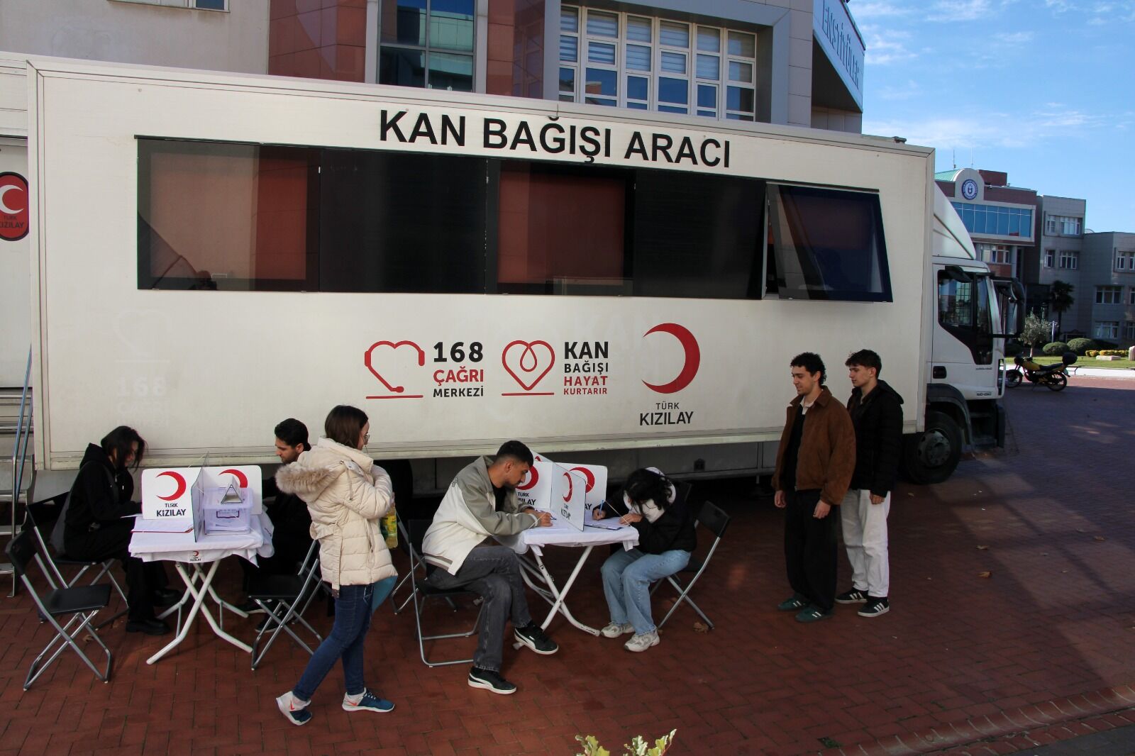 Adude Hayat Kurtaran Dayanisma Kan Ve Kok Hucre Bagisi Etkinligi Duzenleniyor 622689 Bb55019Da2Fe88790416C015Dd9F49Cc