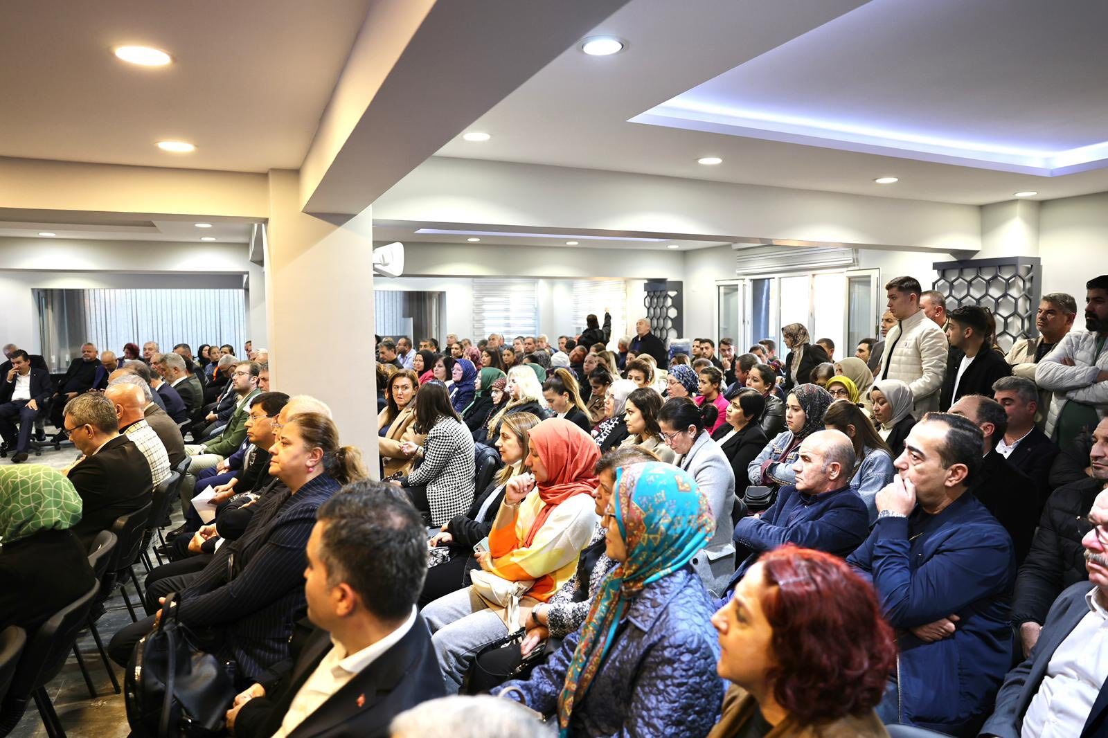 Ak Parti Aydin Heyeti Bir Araya Geldi Aydin Icin Birlik Oldular 618412 347Beca25F6D5C22Bf6Dc0B1B25C9883