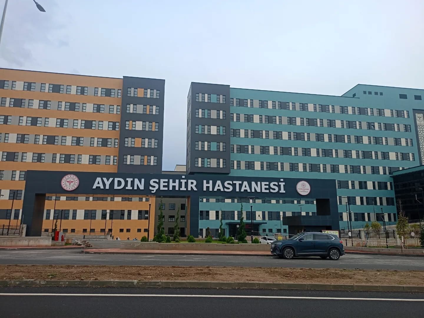 Ak Partili Yuzbasioglu Aydin Sehir Hastanesini Ovdu Cumhurbaskani Erdogana Tesekkurlerini Iletti 619606 75E90A354F48D3Ef7D7F6B3Bc68C3A54
