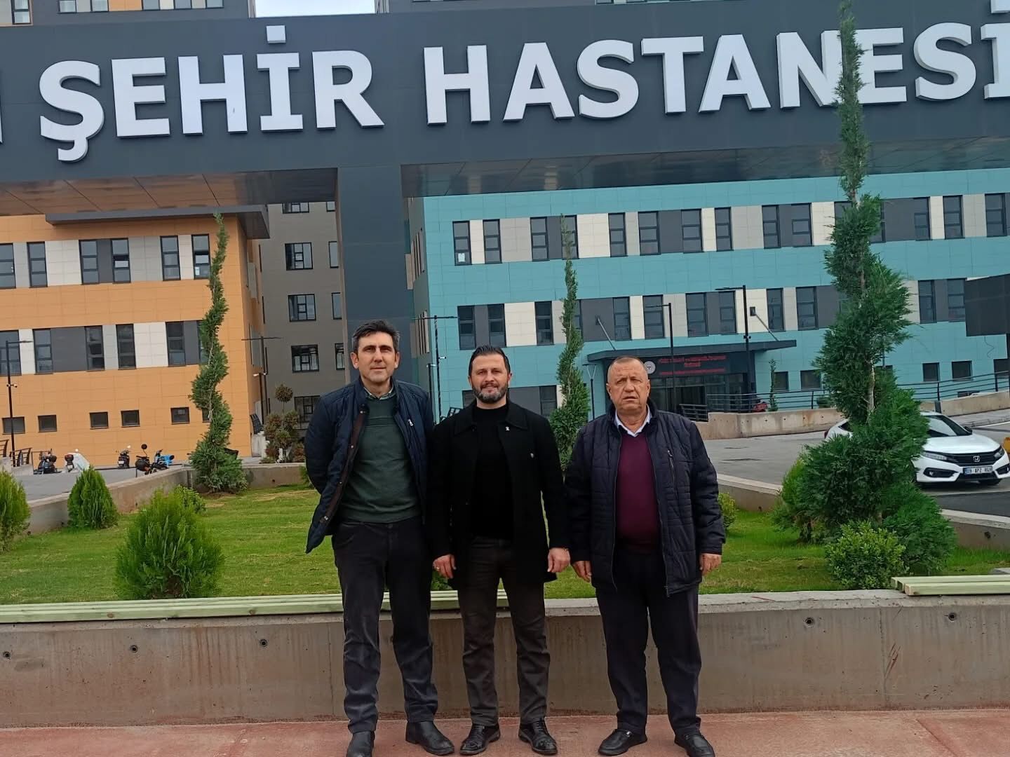 Ak Partili Yuzbasioglu Aydin Sehir Hastanesini Ovdu Cumhurbaskani Erdogana Tesekkurlerini Iletti 619606 Cdb60F538195734Bdc4E258Ff8B4A08C