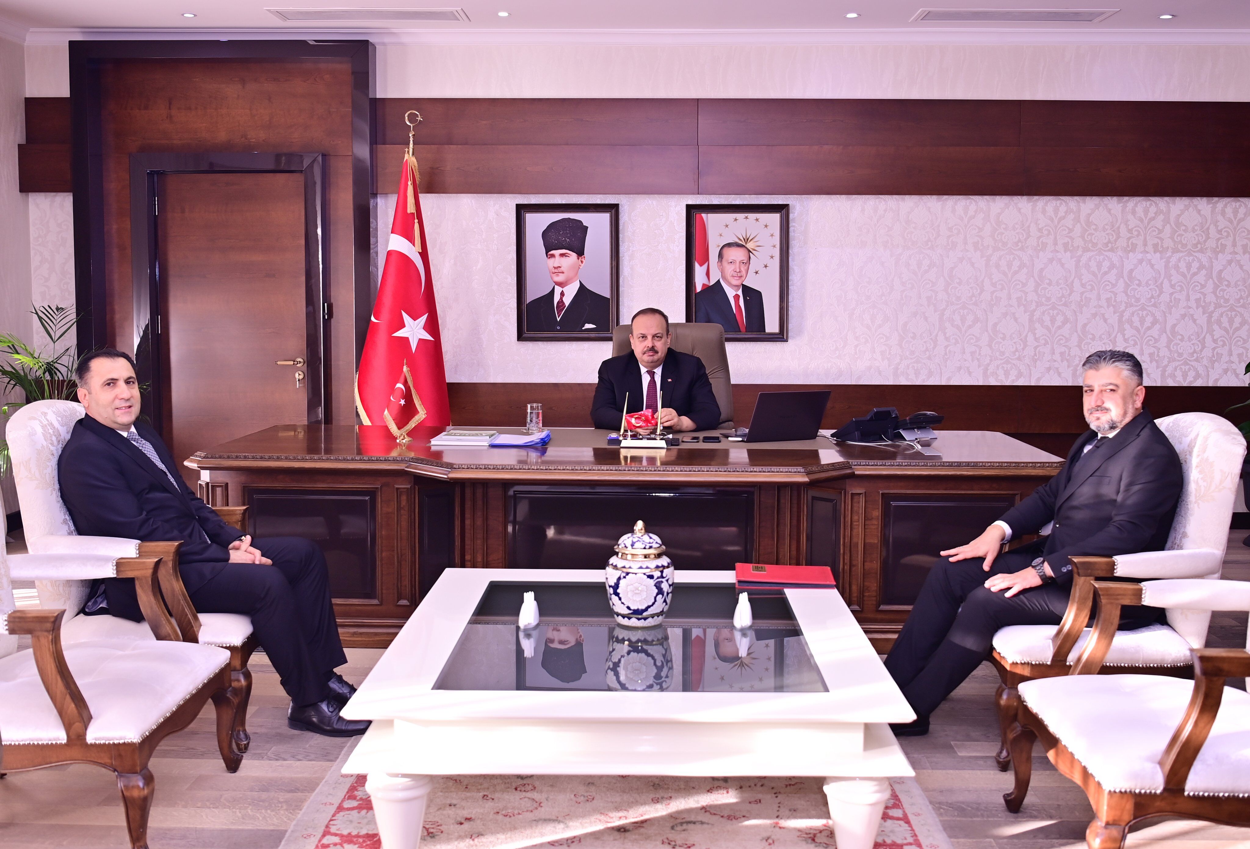 Aydın Aile ve Sosyal Hizmetler İl Müdürlüğü’nde devir töreni