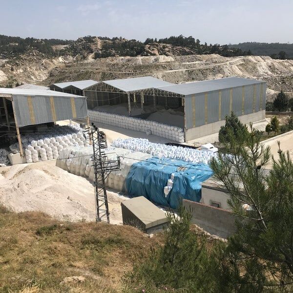 Aydın’da ilçe girişini kuşatan maden fabrikası taşınma hazırlığında