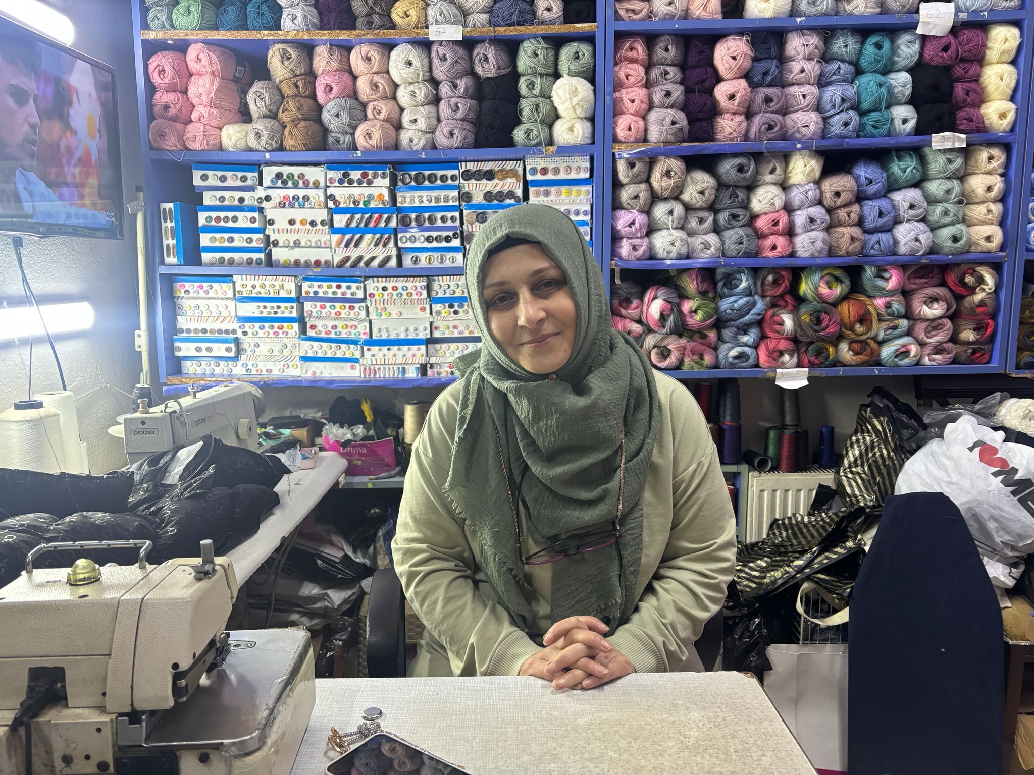 Aydın’da öğretmenliği bırakıp mahallesine hizmet vermeyi seçti