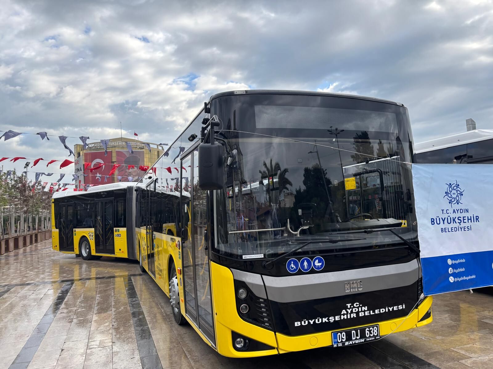 Aydinda Ulasima Koruklu Otobus Takviyesi Yeni Koruklu Otobusler Sergilendi 618148 Dc5D9918Dde9Dce0Ff492930517E4E68