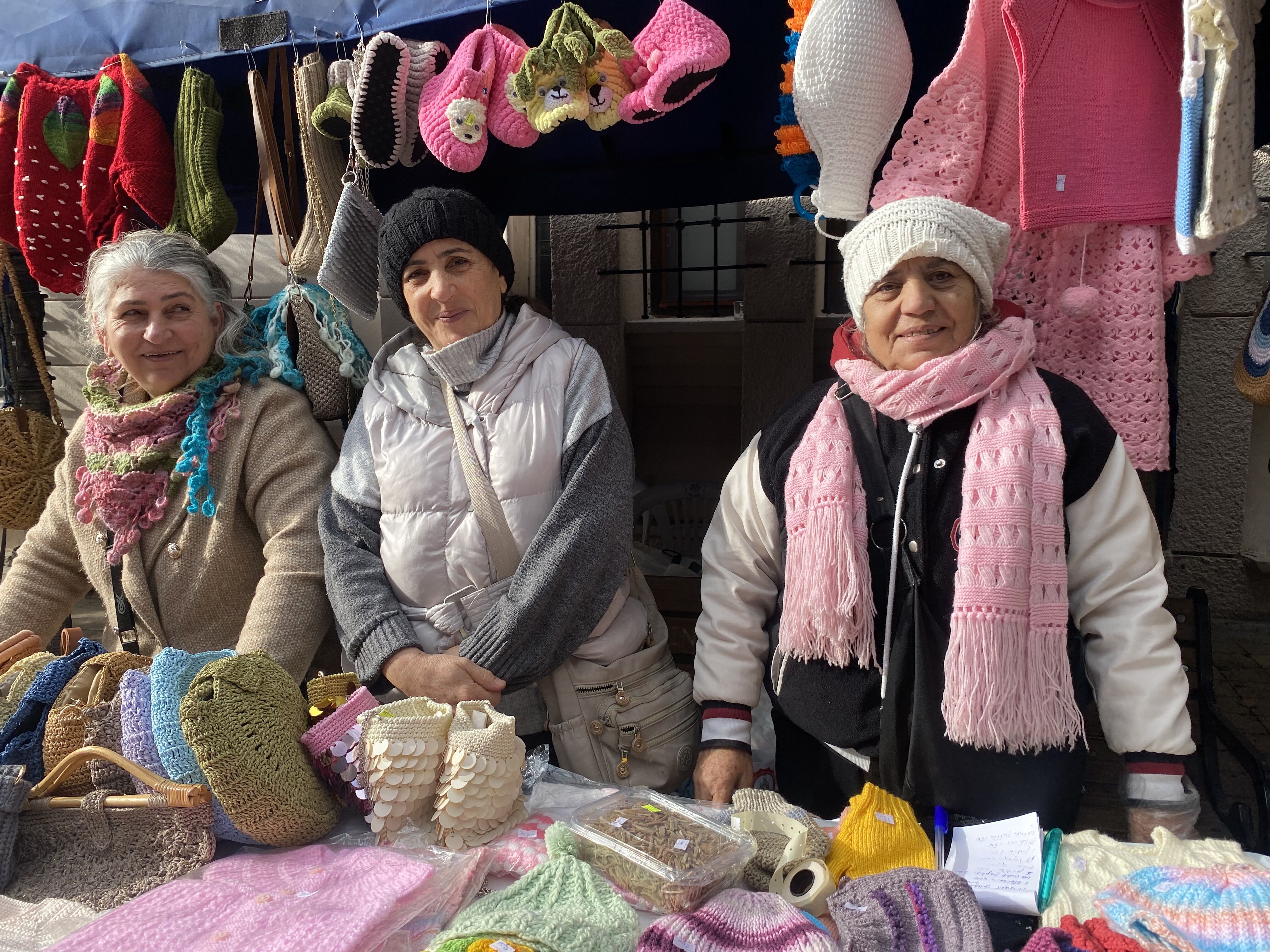 Aydindaki Dernekten Kadin Emegine Destek Her Yil Bir Kez Kurulan Kermes Acildi 625820 E817B91Fed46Dcd13038E8A4363D3Fe2