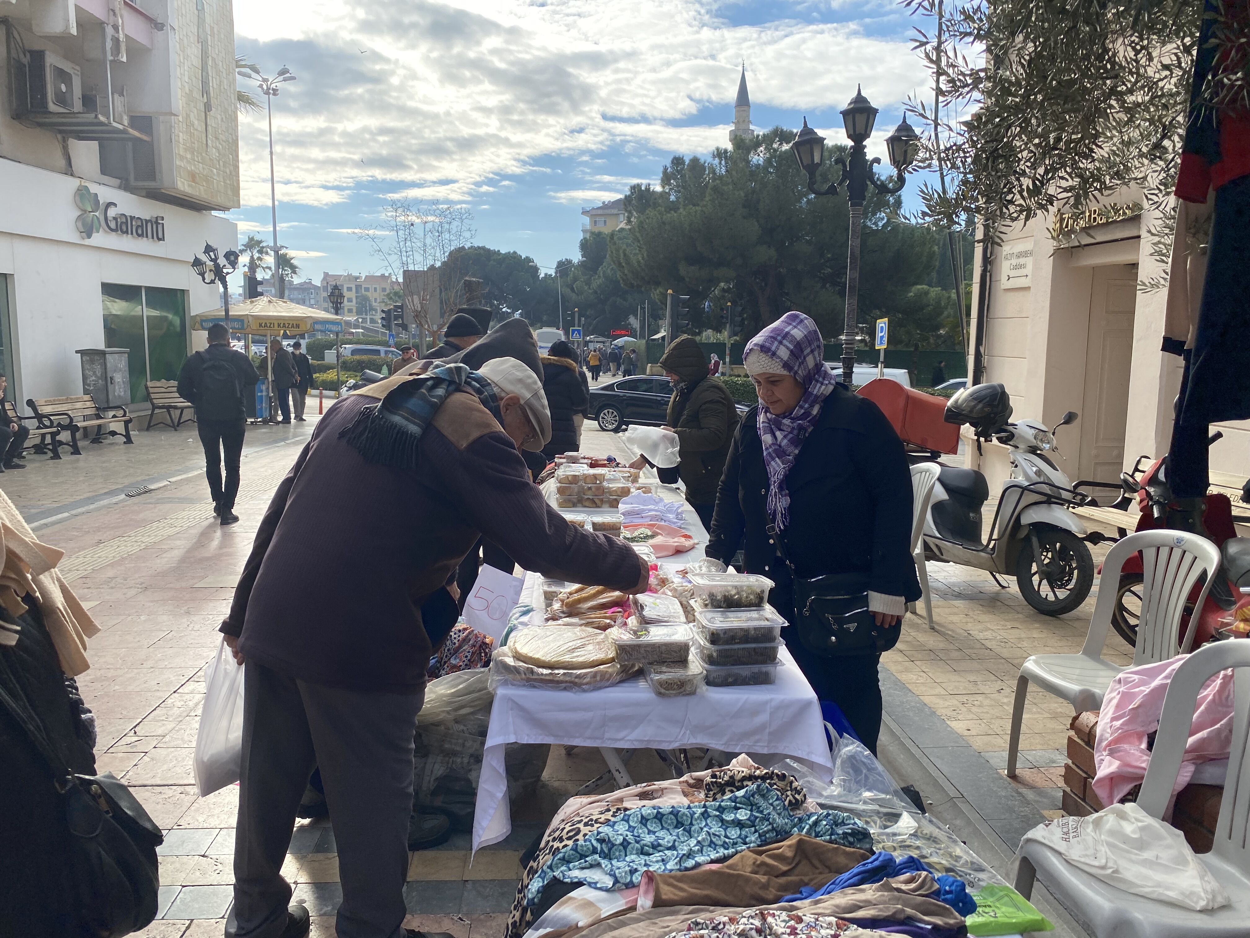 Aydindaki Dernekten Kadin Emegine Destek Her Yil Bir Kez Kurulan Kermes Acildi 625820 Ec3B8Da41Da613B965F29Aa39D136Aa5