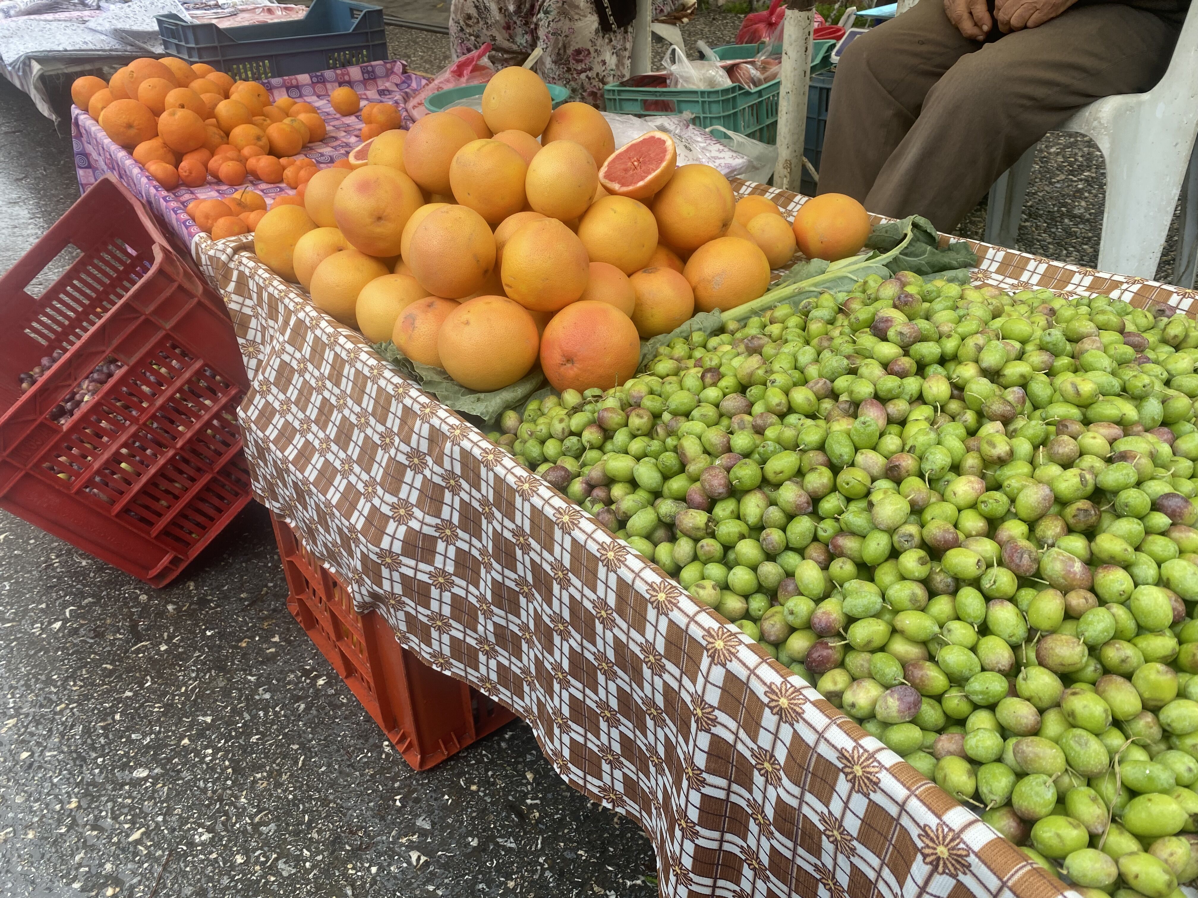 Aydinli Maras Ciftinin Ornek Calisma Azmi 70 Yasinda Hala Pazar Esnafligi Yapiyorlar Betul 619795 Baac7Ff2C8C185Ce494Eab00B5D699F8