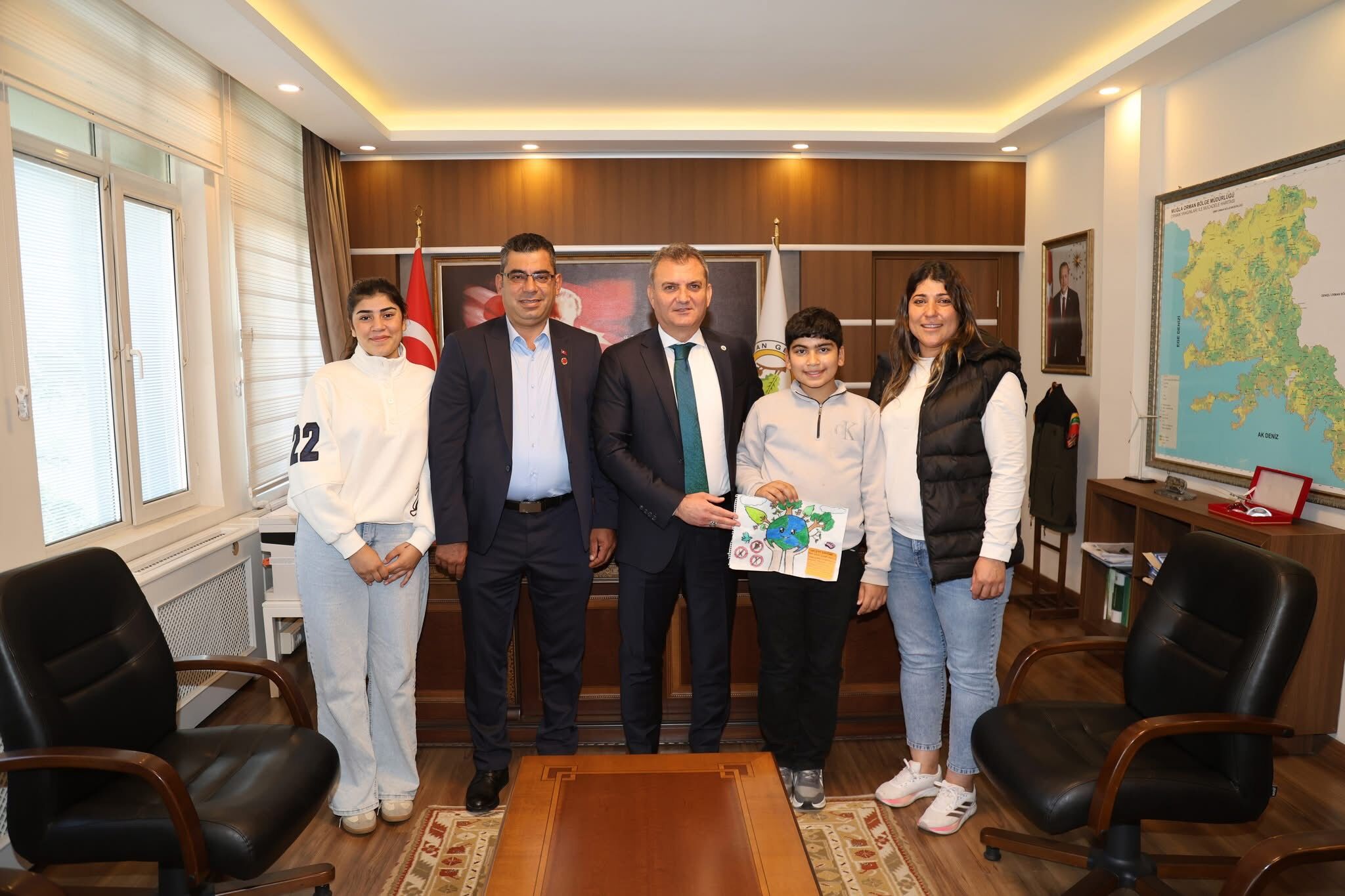Aydinli Muhtardan Yangina Karsi Ornek Caba Bolge Mudurunden Ozel Tebrik 618842 5E53460A012615E5Bec16Aa809C865F0