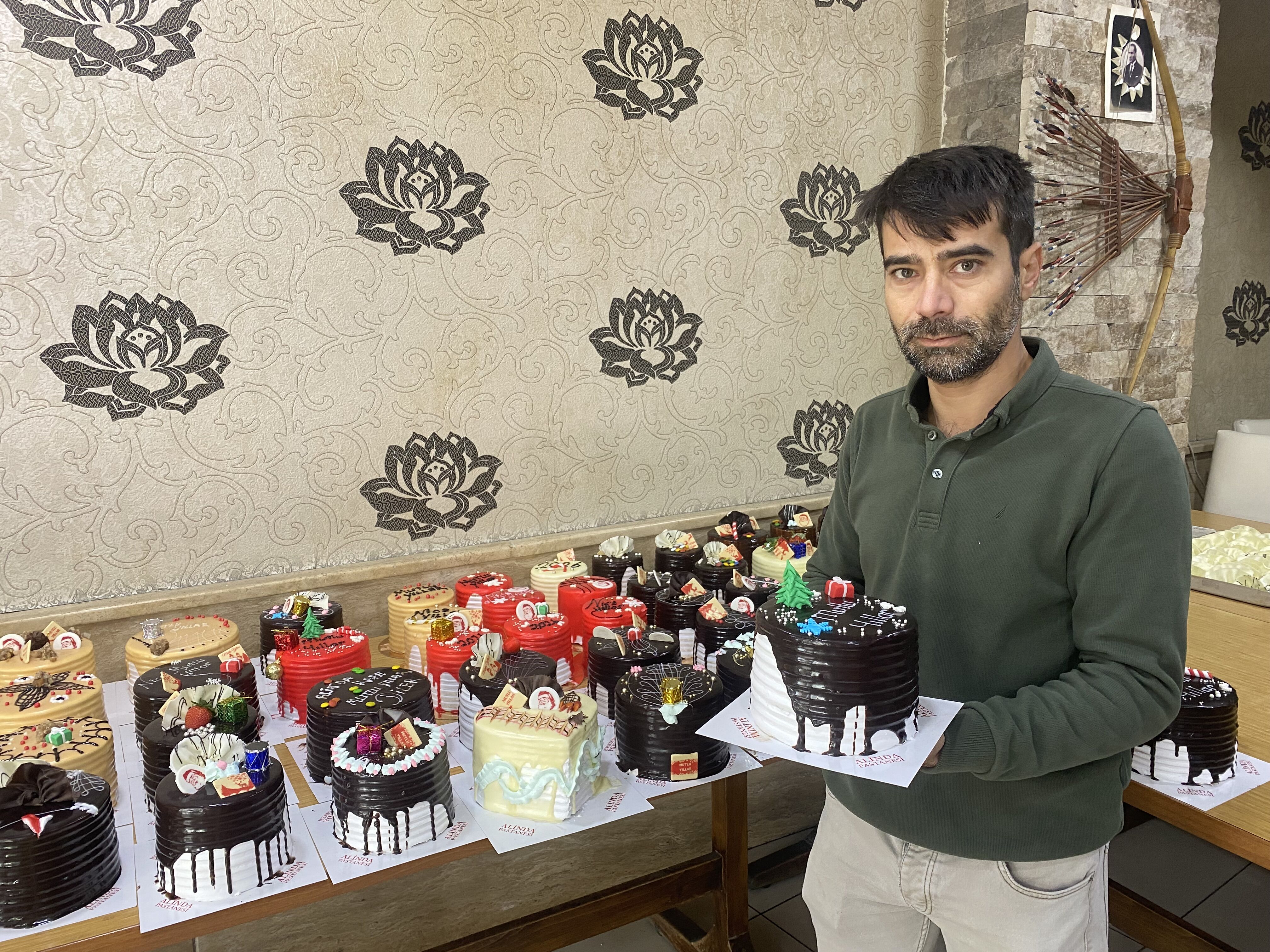 Aydınlı pastaneci yılbaşı pastalarının tazeliği hakkında konuştu