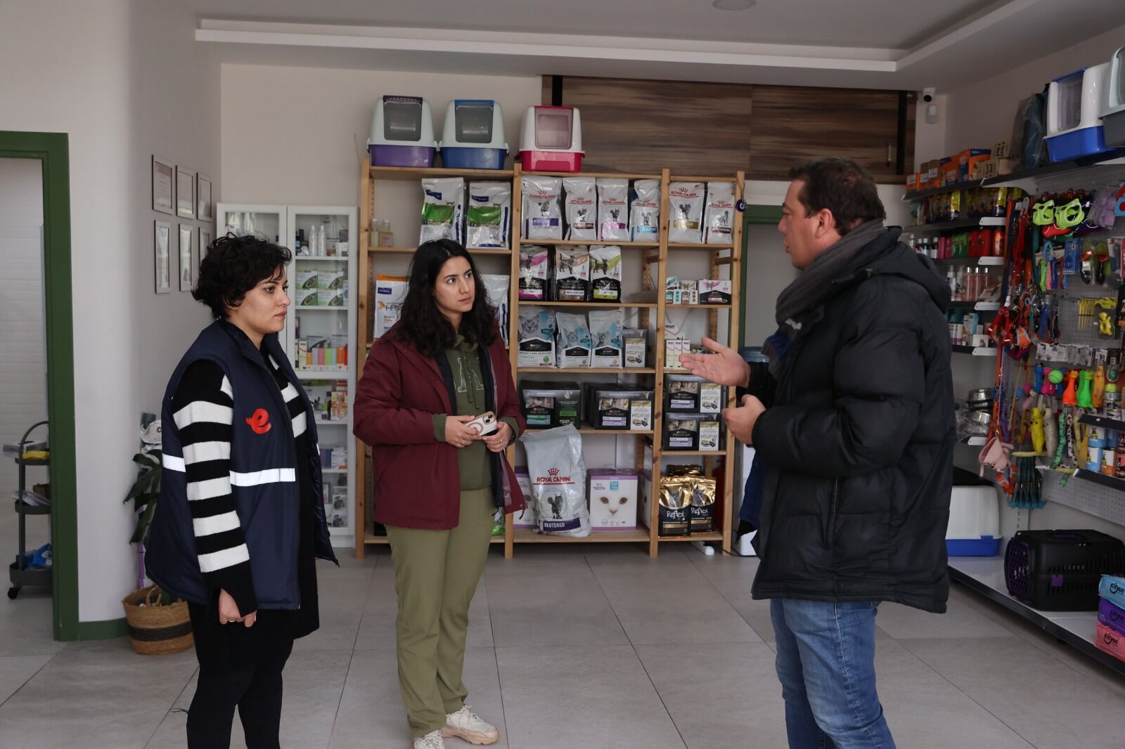 Başkan Yetişkin'in Efem Kart ve kent dostu işletmeler projesine yoğun ilgi