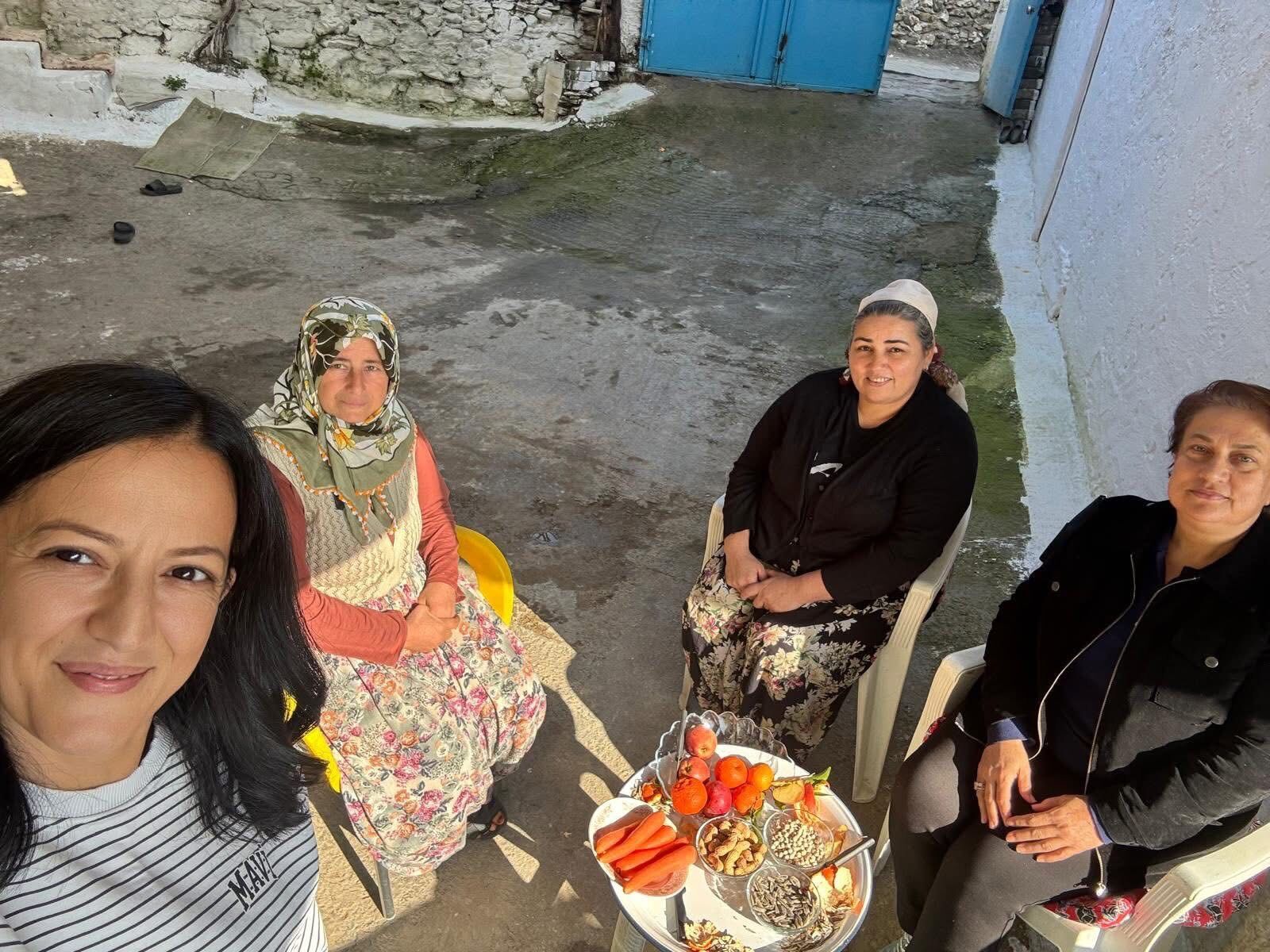 Chp Germencik Kadin Kollarindan Bozkoy Ziyareti Germencik Icin Calismaya Devam Edecegiz 625309 D0Db0Fc72Ad9A8B96251141Bcc4C170E