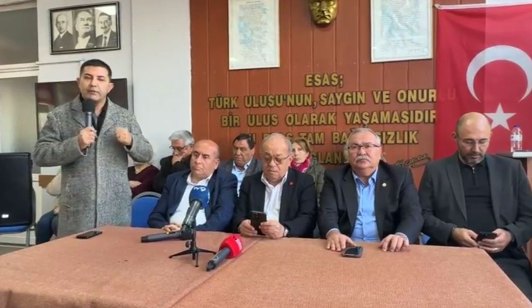 Chp Sokede Hedefini Yukselti Gunel Sokede Chp Bayragi Yeniden Dalgalanacak 622700 D2Ca3E77E6C8Cfe6Bc27B0B33439B23D