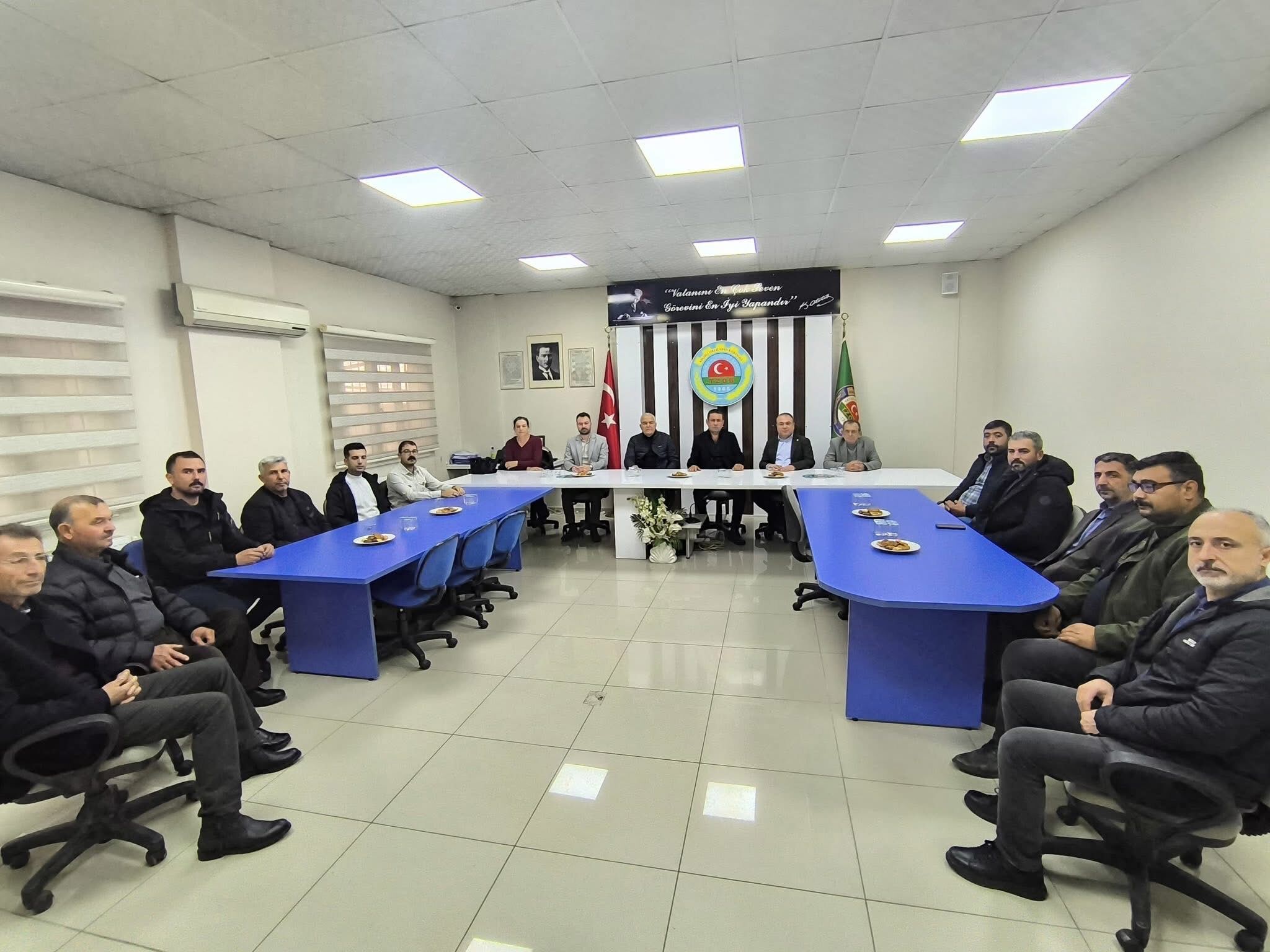 Chpli Karakozdan Kocarlida Ureticinin Sorunlarini Gundeme Getirdi Suyun Ulastirilamadigi Yerler Afet Bolgesi Ilan Edilmeli 619642 A5953Ea654A380Ac7Be35B433Ee3281F