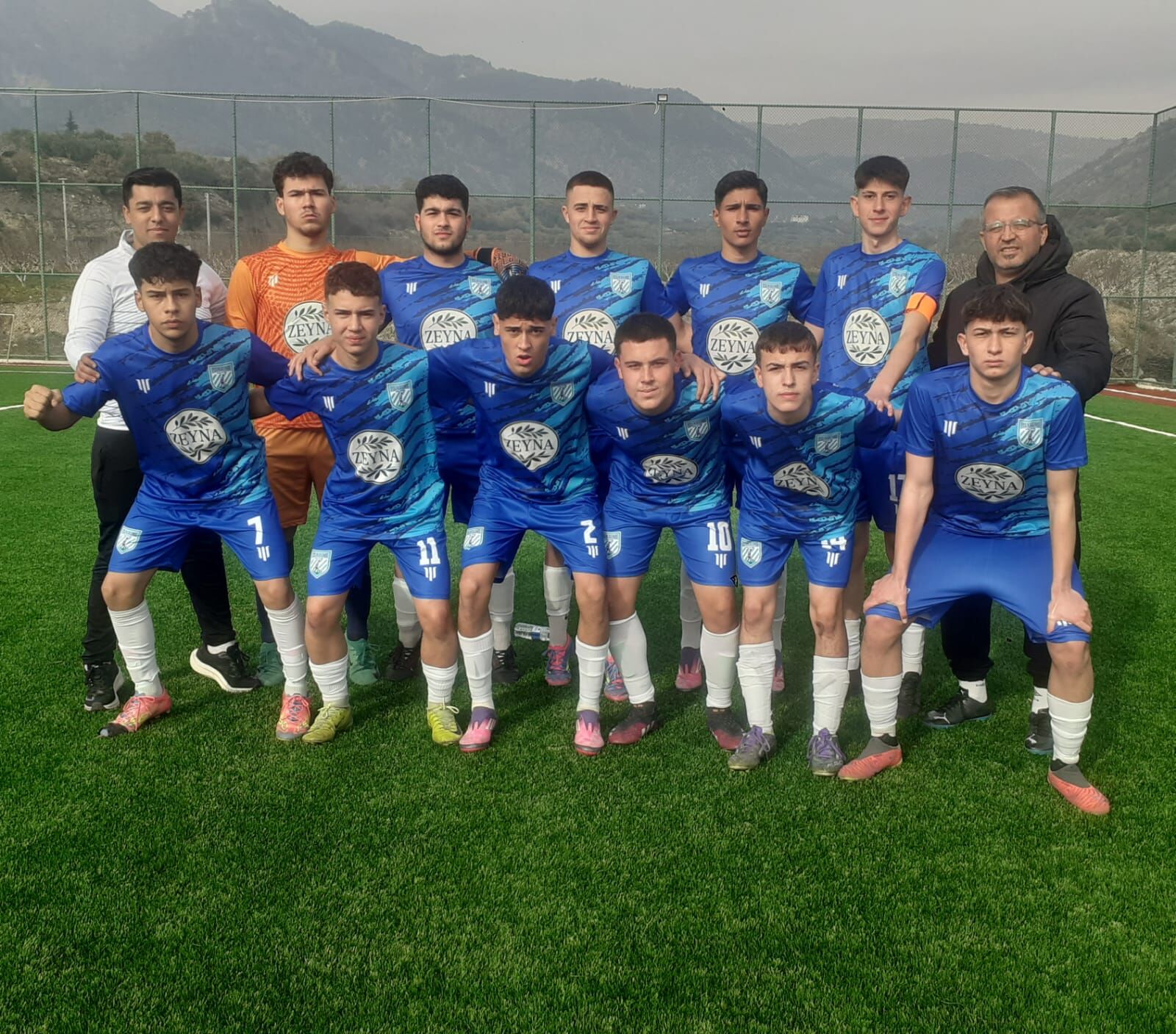 Feslek Gelenbe evinde kazandı